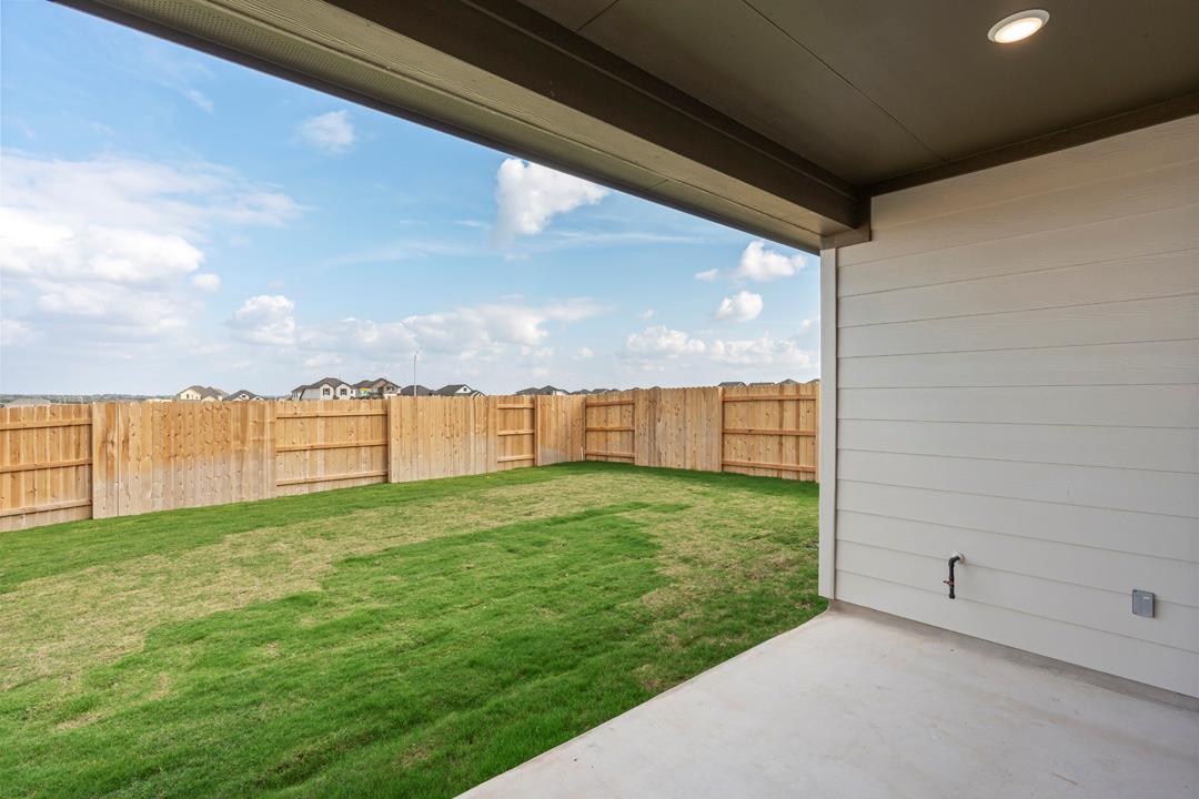 208 High Valley Drive, Liberty Hill, TX 78642