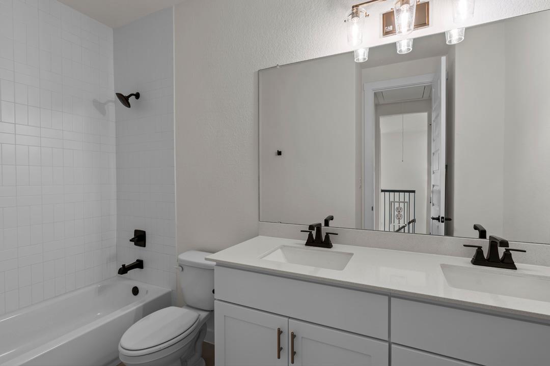 208 High Valley Drive, Liberty Hill, TX 78642