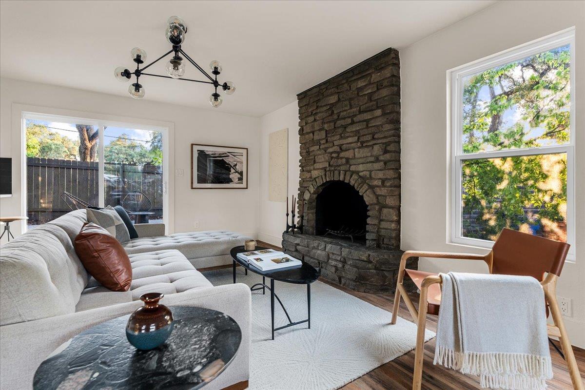 3202 Overcup Oak Dr, Austin, TX 78704