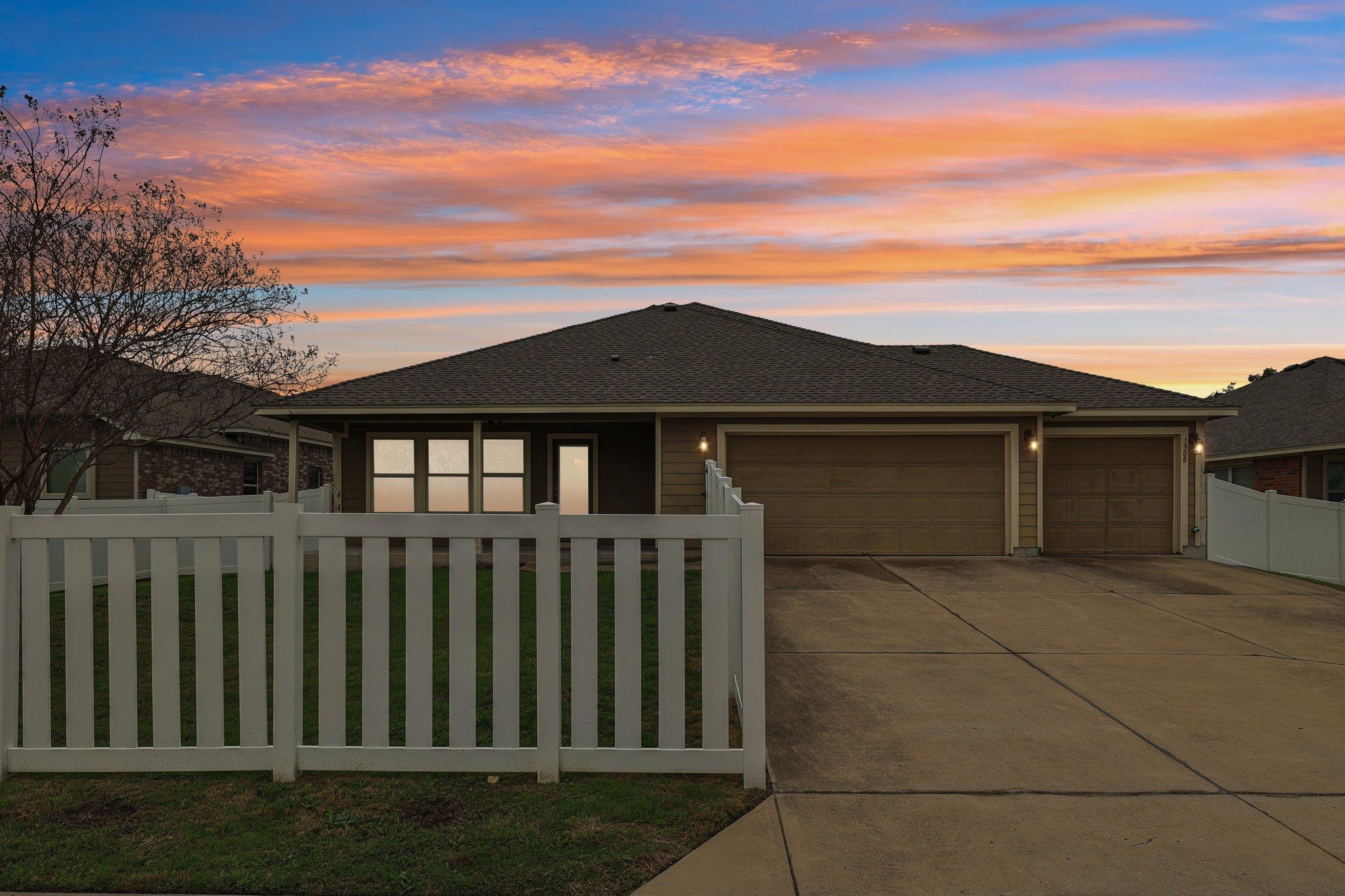 1908 Discovery Blvd, Cedar Park, TX 78613