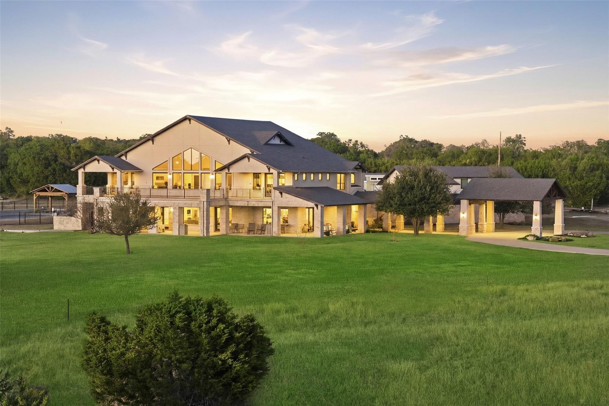 7220 Creek Rd, Dripping Springs, TX 78620