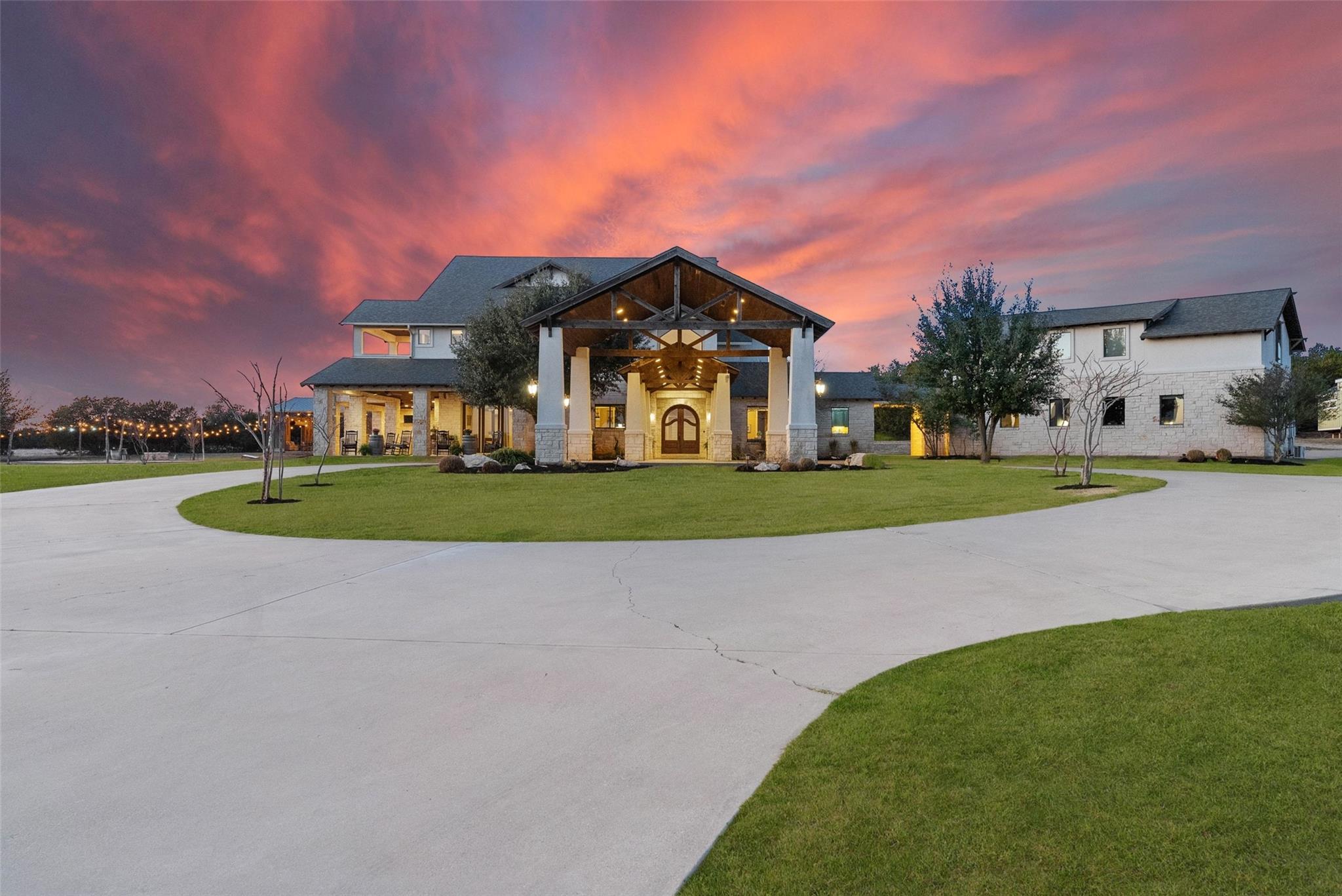 7220 Creek Rd, Dripping Springs, TX 78620