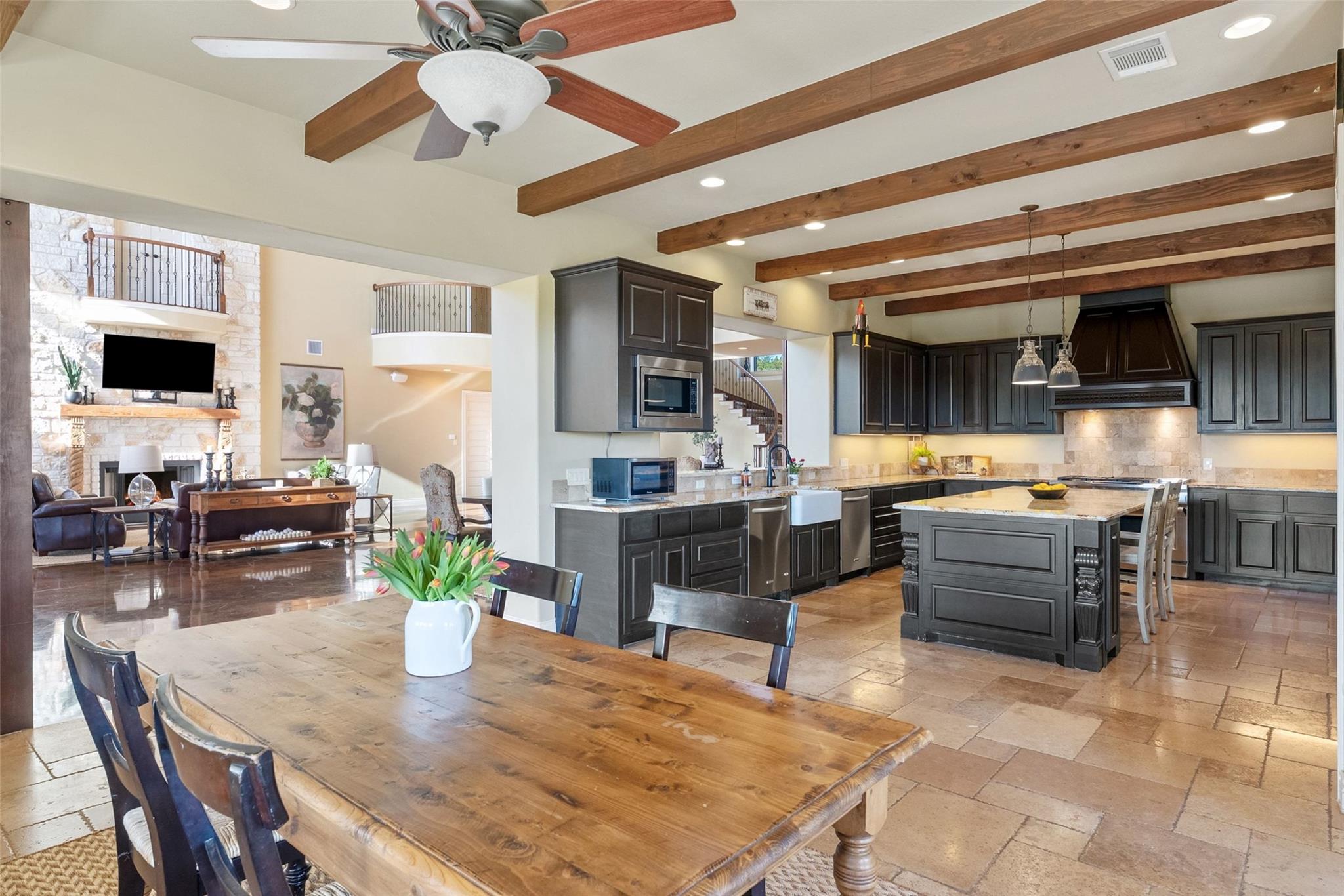 7220 Creek Rd, Dripping Springs, TX 78620