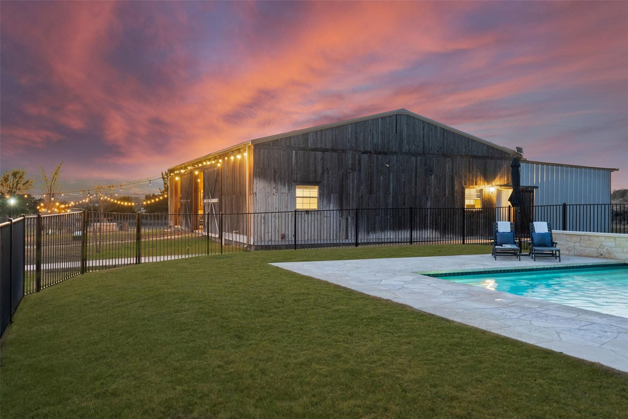 7220 Creek Rd, Dripping Springs, TX 78620