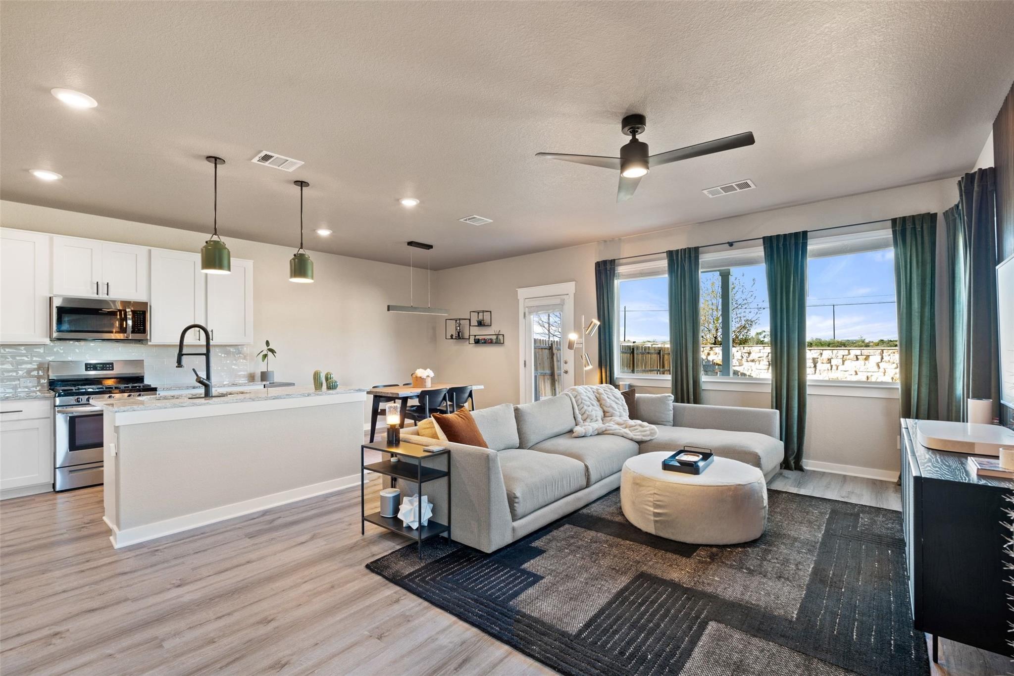 2251 Rocoso Trl, Leander, TX 78641