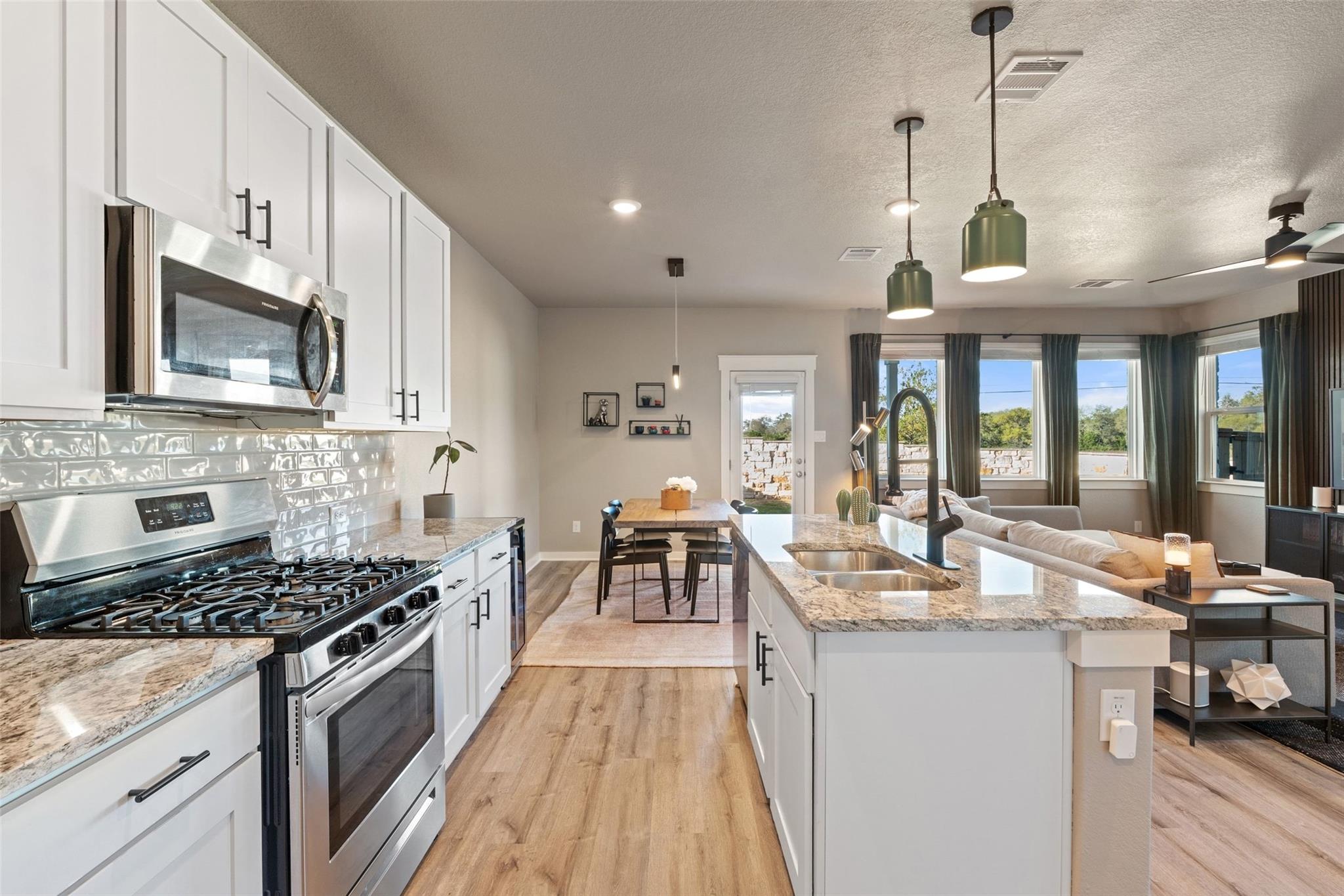 2251 Rocoso Trl, Leander, TX 78641