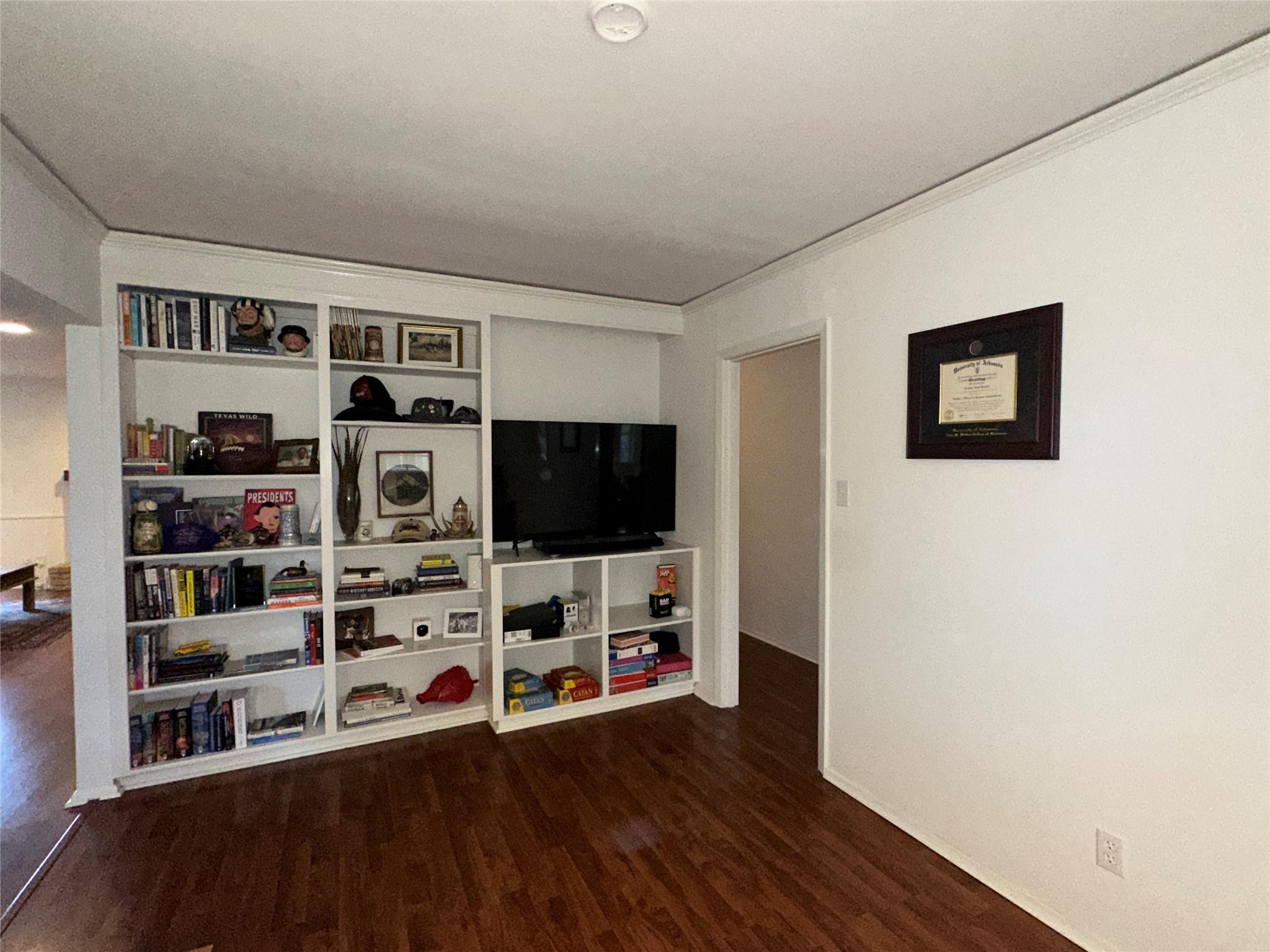 1908 Pompton Dr Dr, Austin, TX 78757