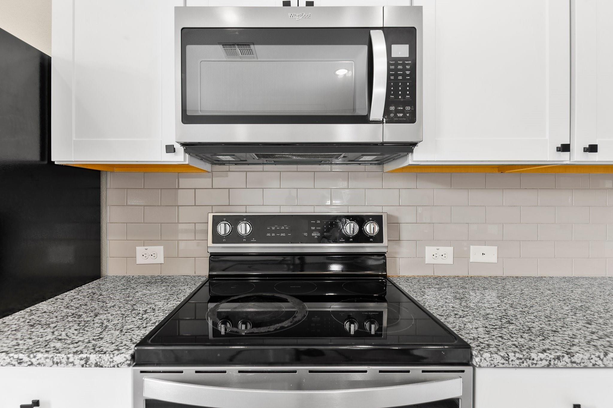 508 Crane Crest Dr, Jarrell, TX 76537