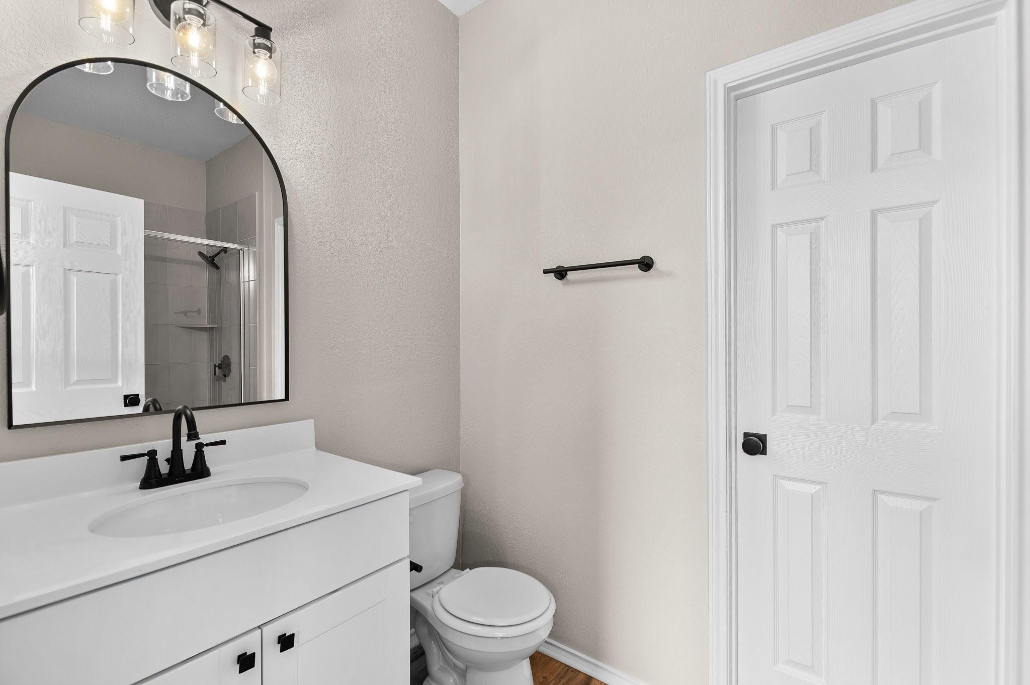 508 Crane Crest Dr, Jarrell, TX 76537