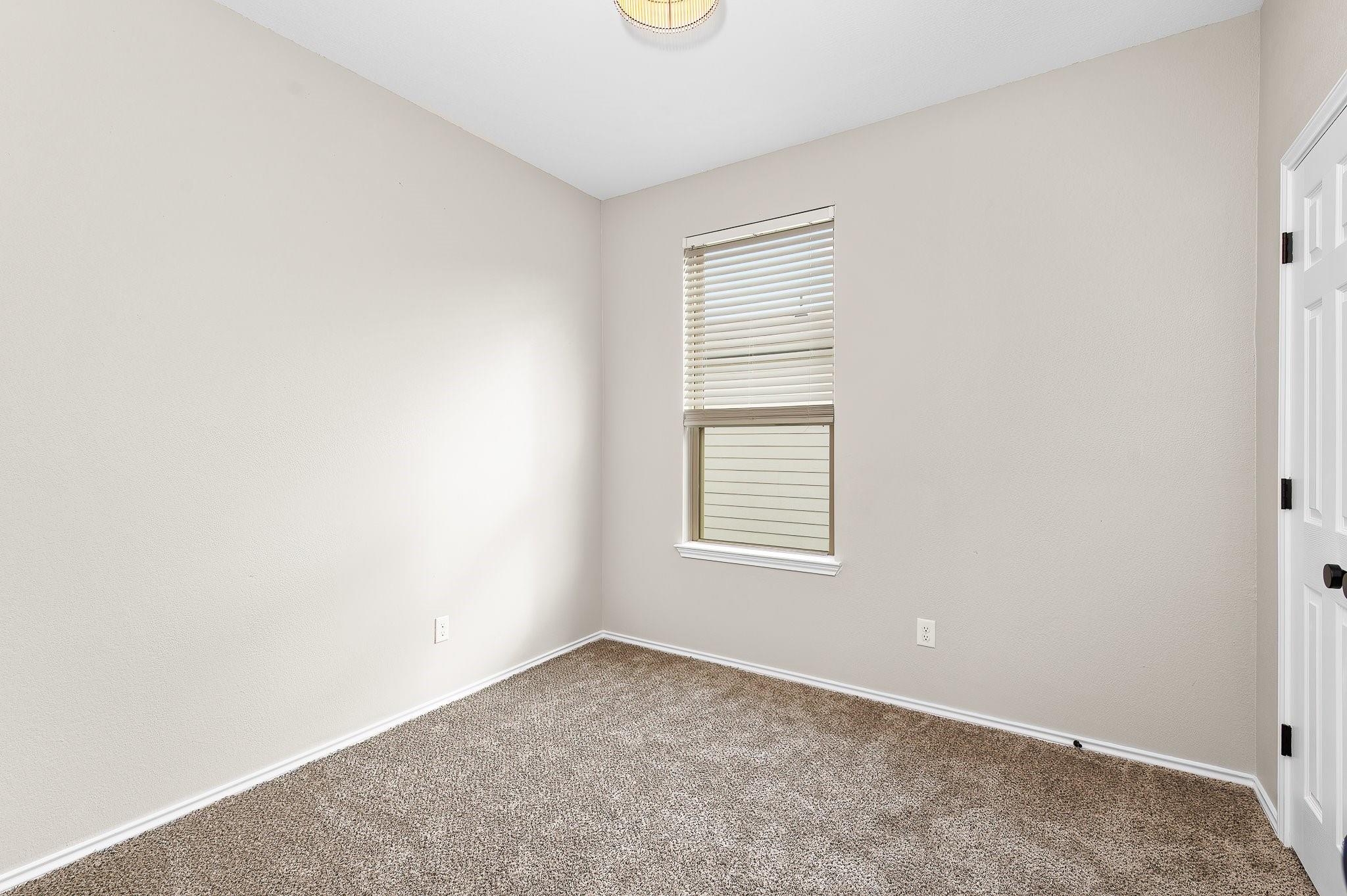 508 Crane Crest Dr, Jarrell, TX 76537