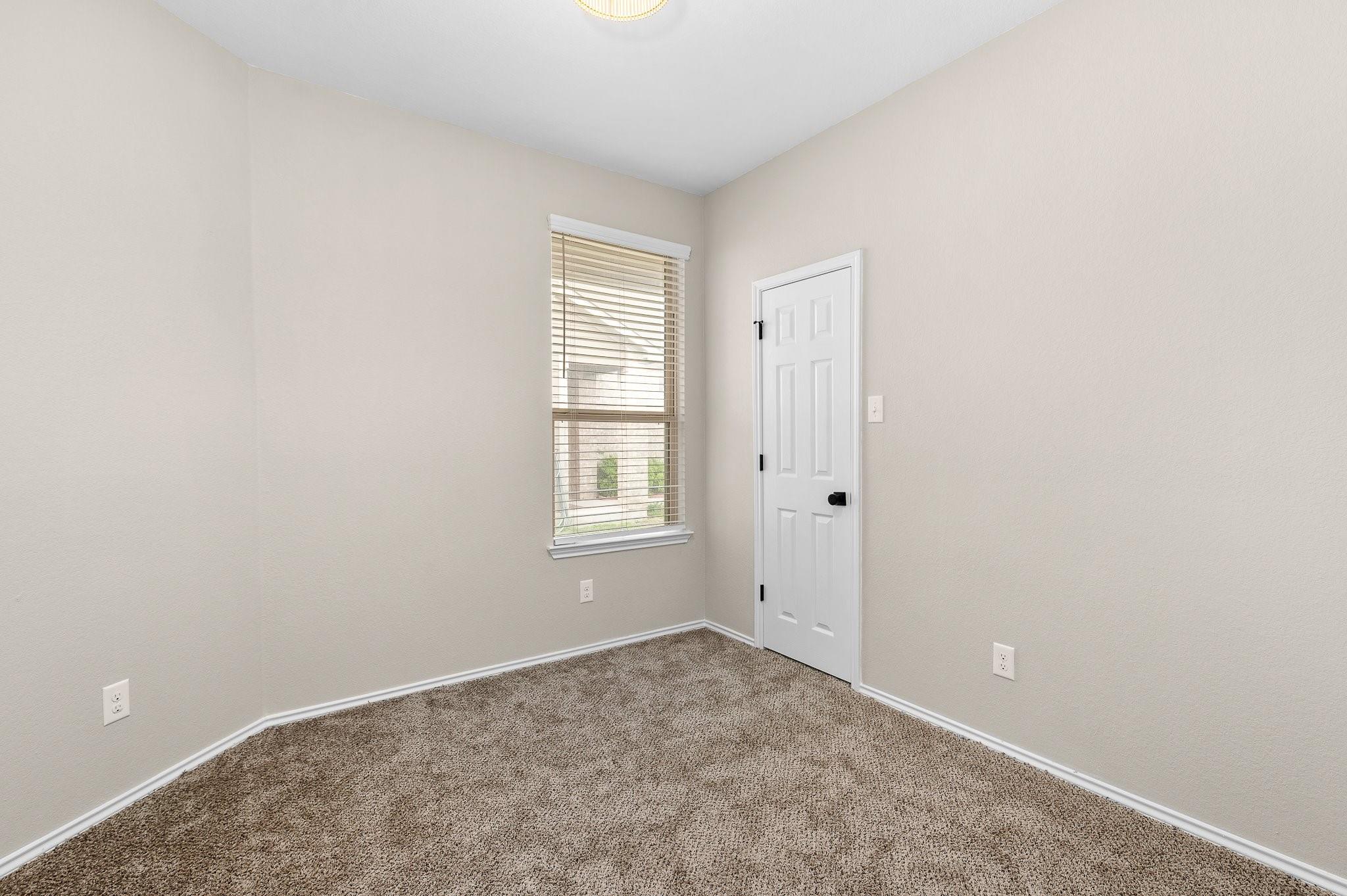 508 Crane Crest Dr, Jarrell, TX 76537