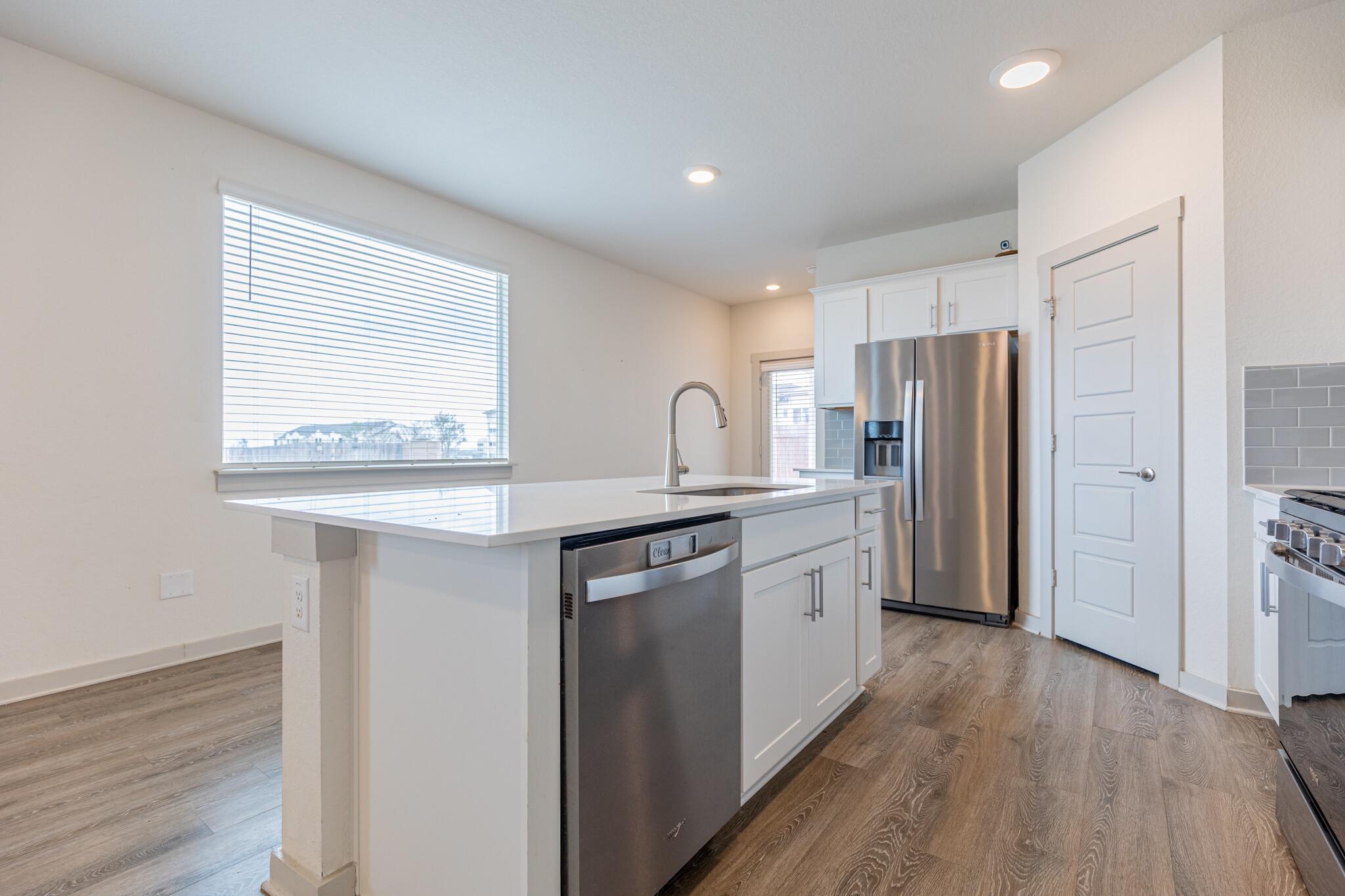 305 FAIRFAX Ave, San Marcos, TX 78666