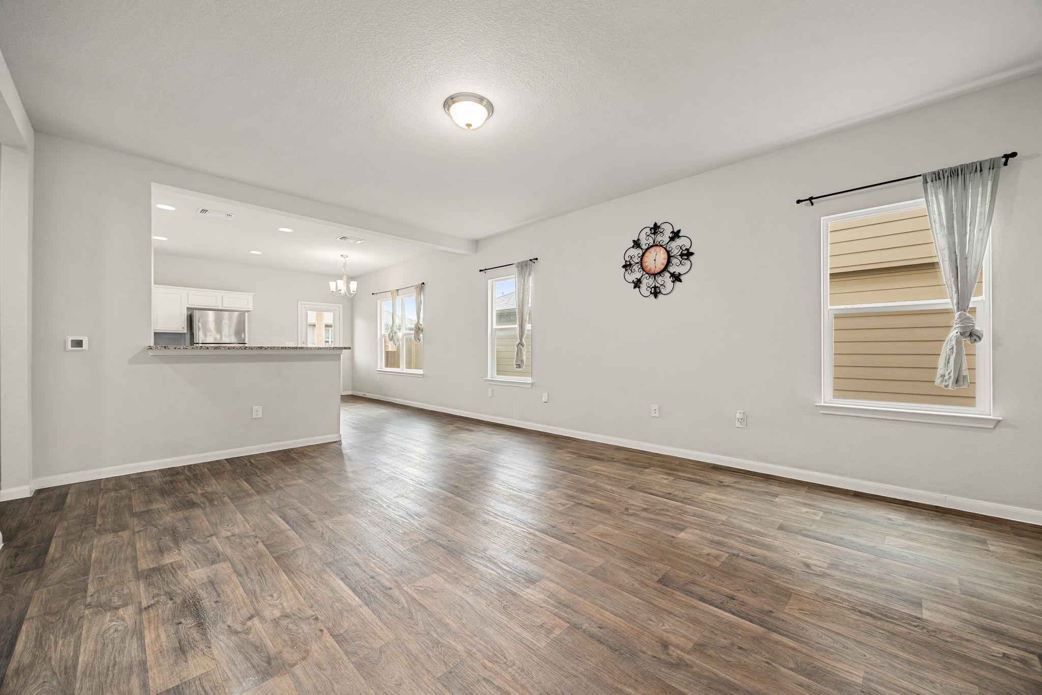 13925 Heywood Dr, Pflugerville, TX 78660