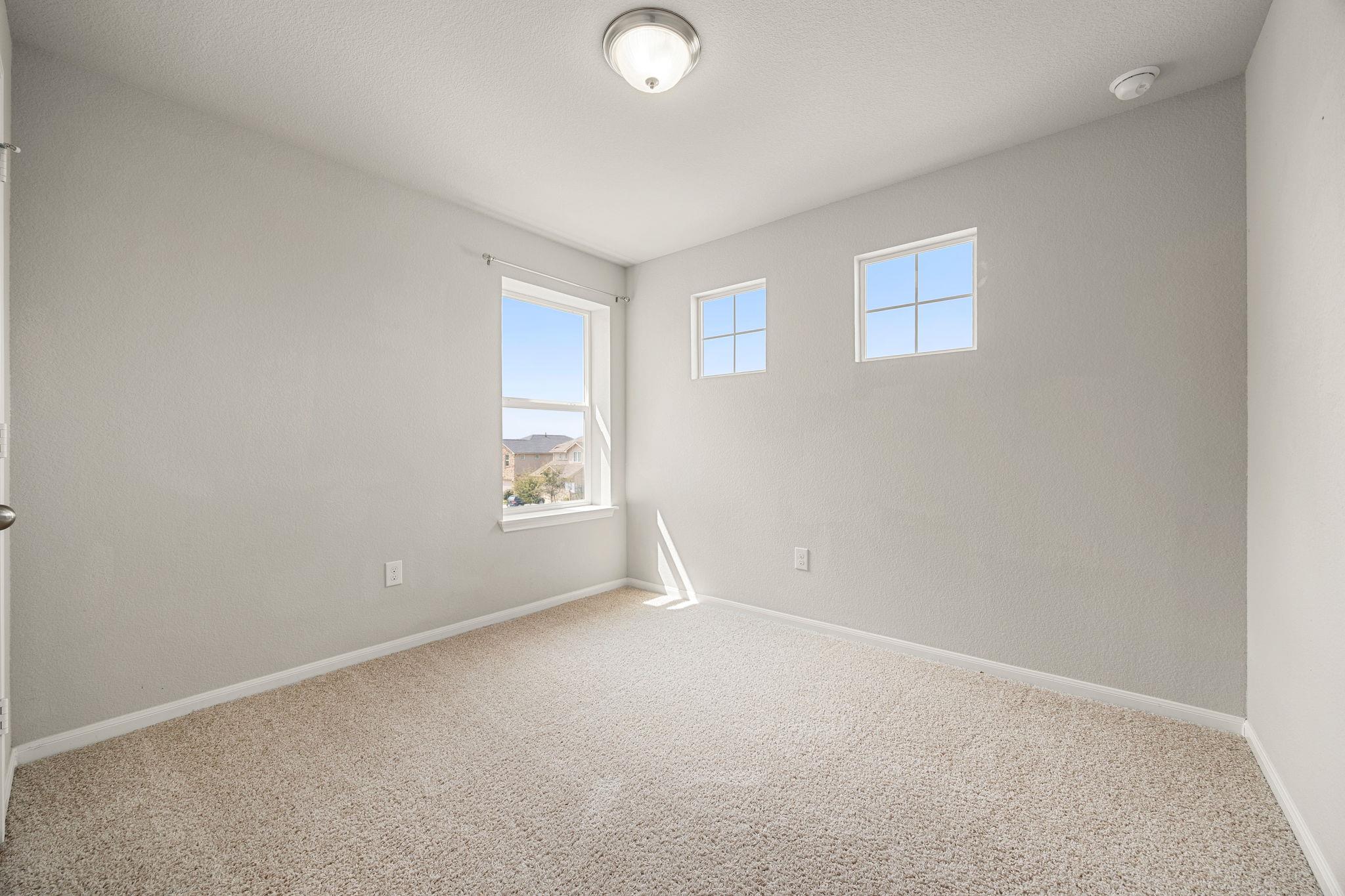 13925 Heywood Dr, Pflugerville, TX 78660