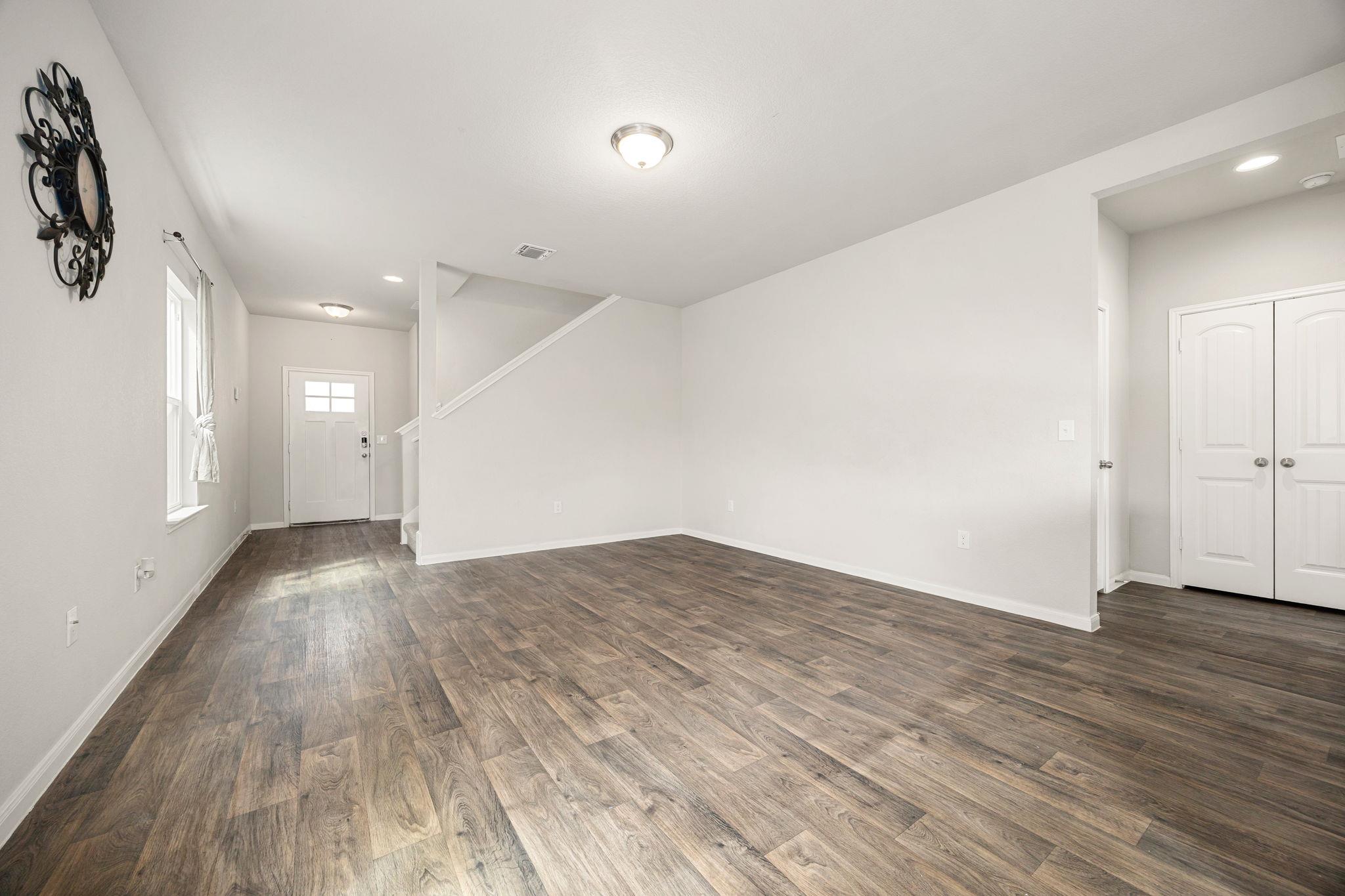 13925 Heywood Dr, Pflugerville, TX 78660