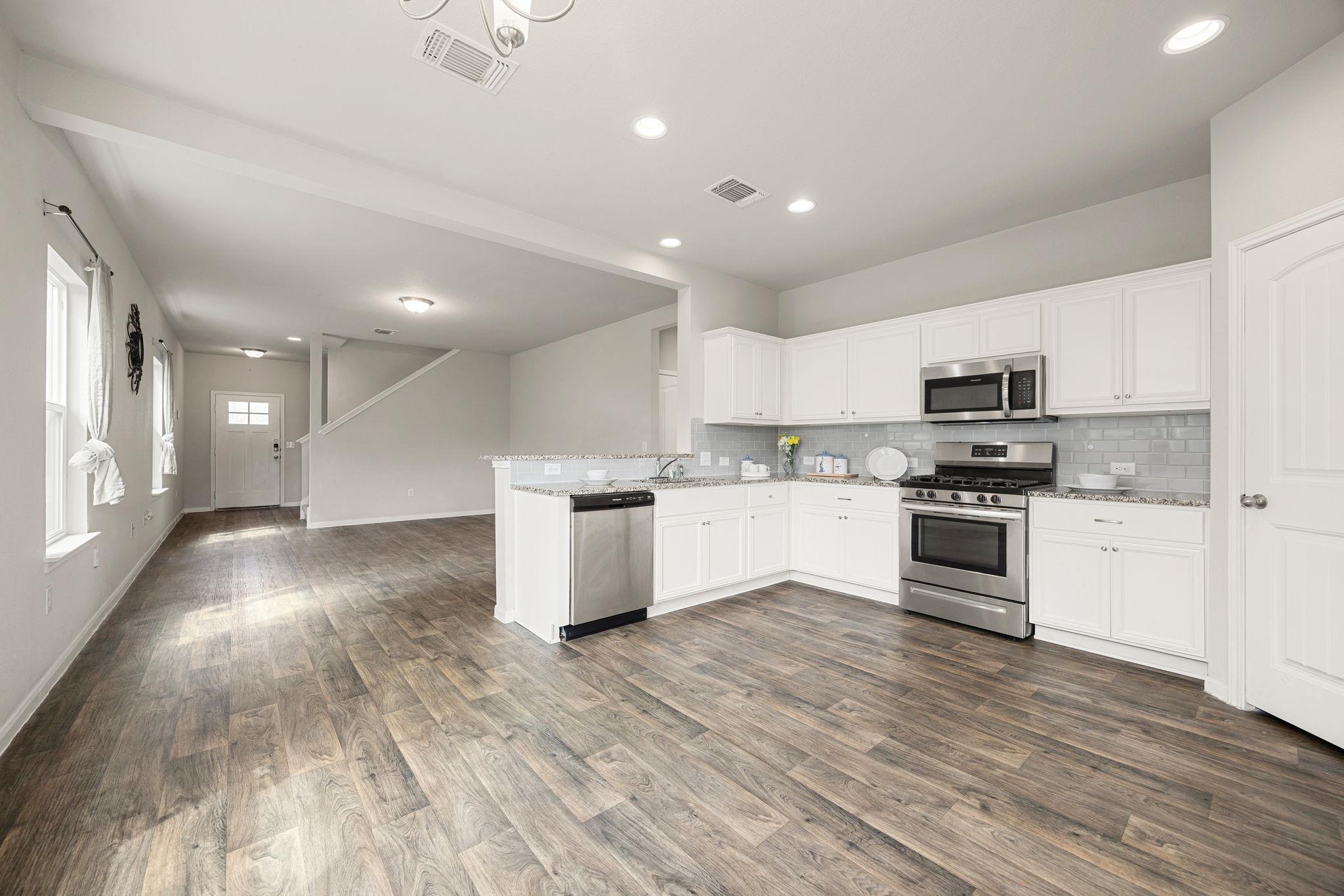 13925 Heywood Dr, Pflugerville, TX 78660