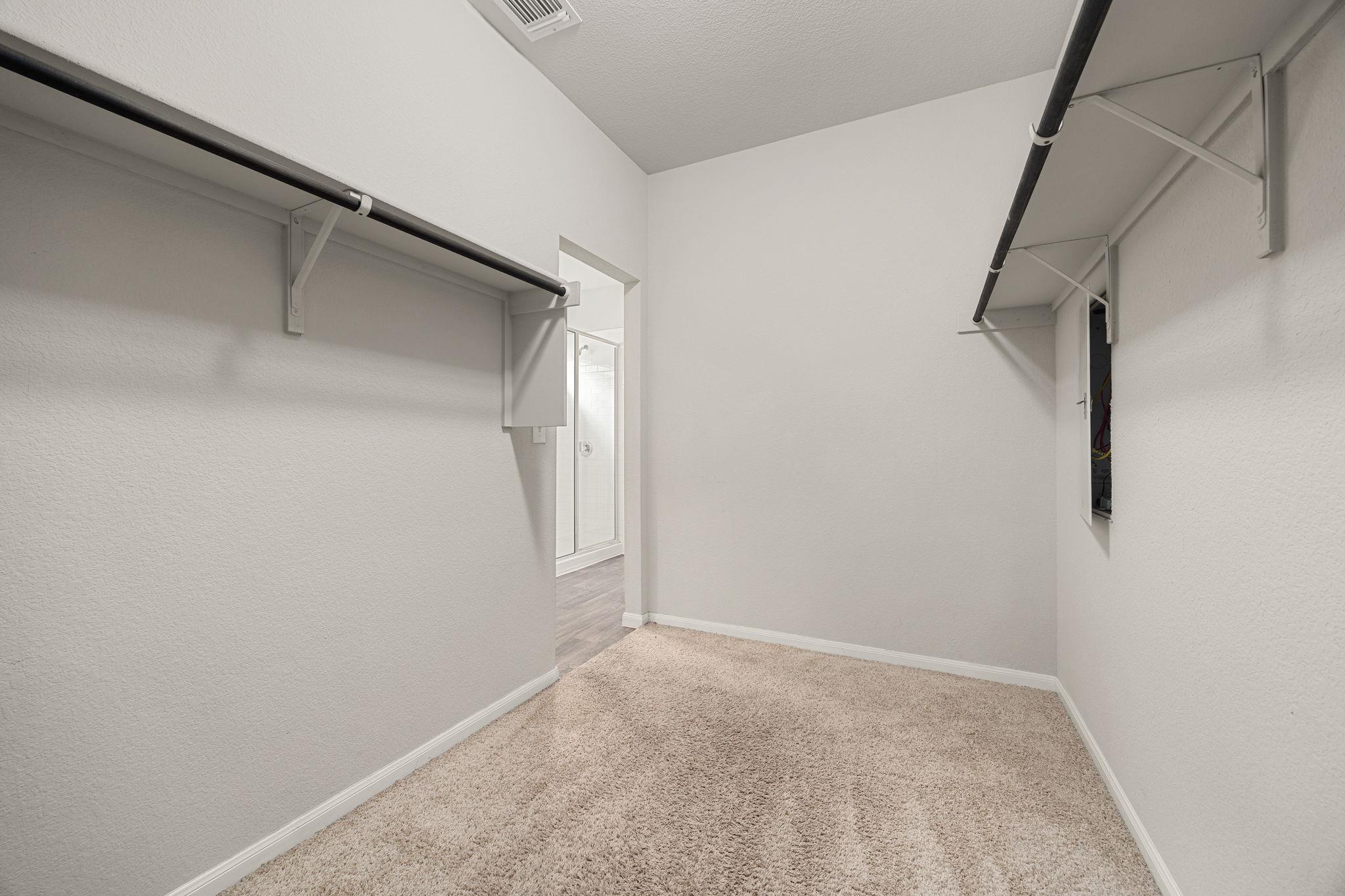 13925 Heywood Dr, Pflugerville, TX 78660