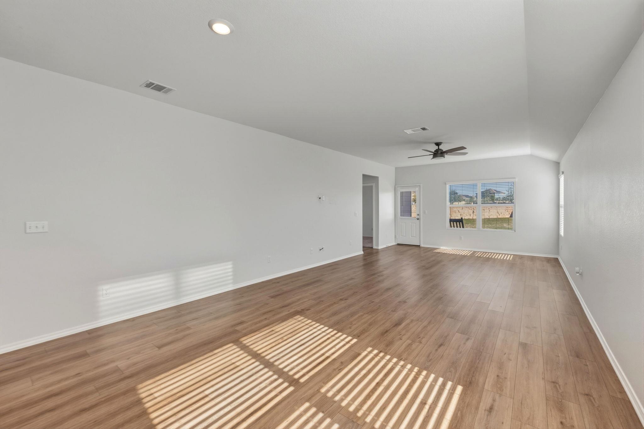 405 Doherty St, Kyle, TX 78640