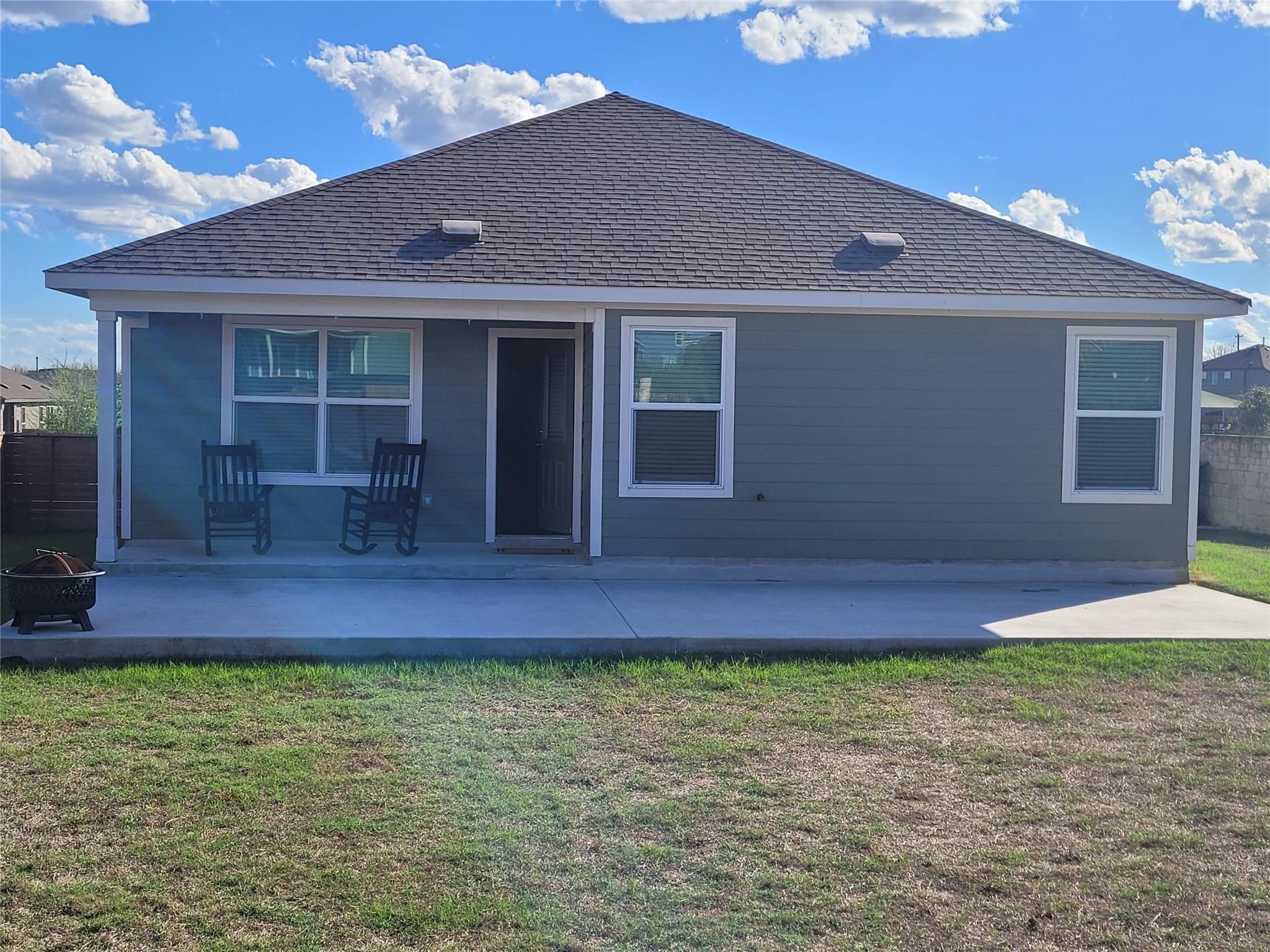 405 Doherty St, Kyle, TX 78640