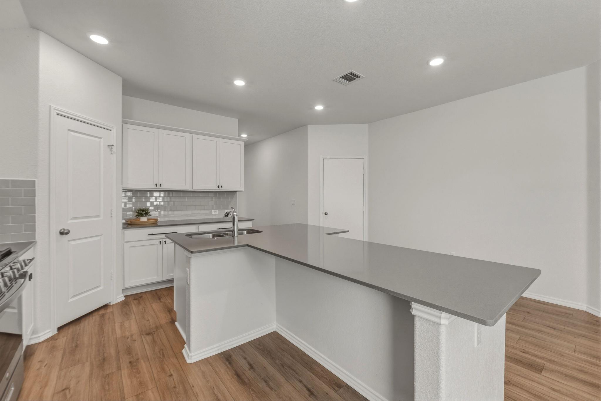 405 Doherty St, Kyle, TX 78640