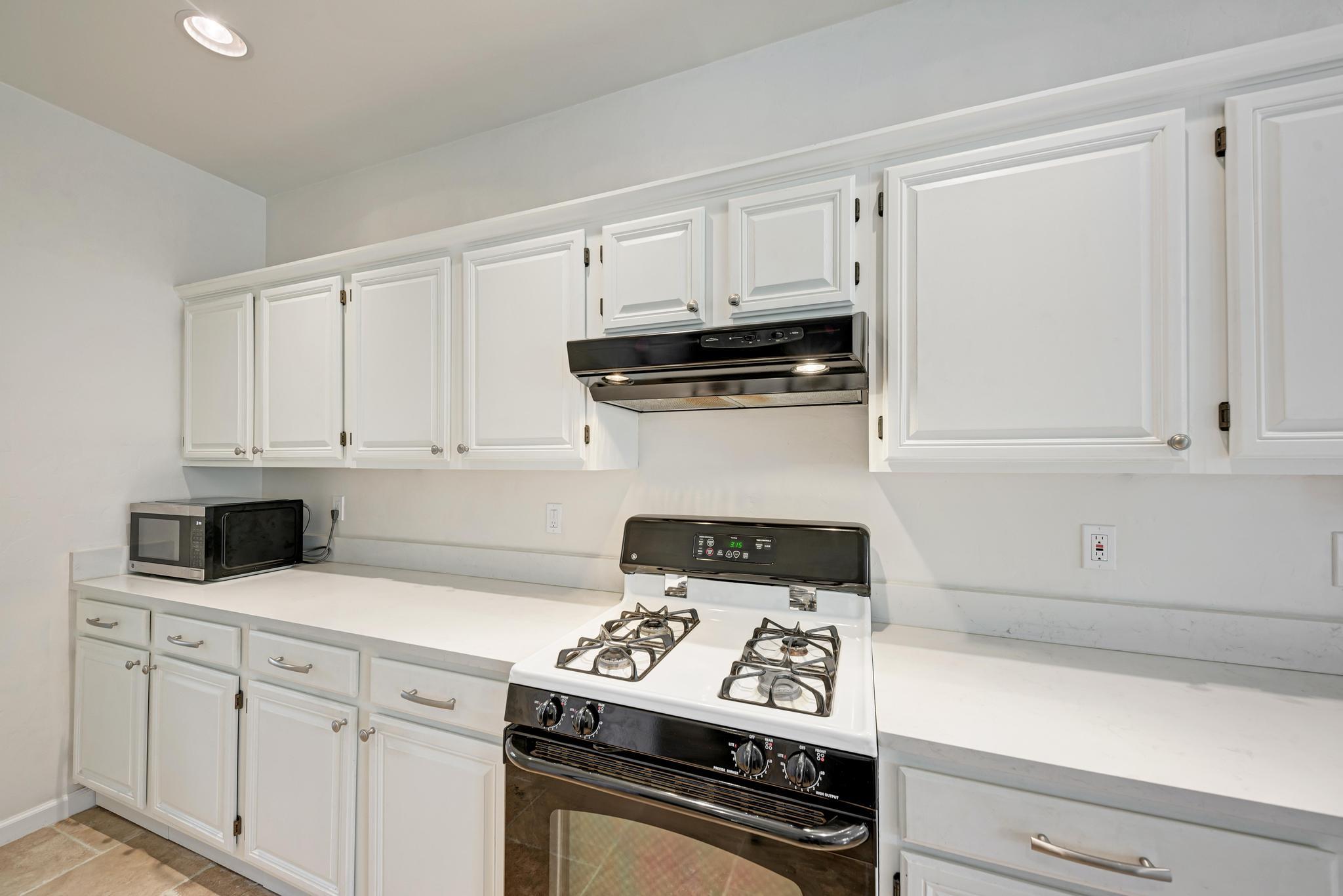 404 Cripple Creek Rd, Cedar Park, TX 78613