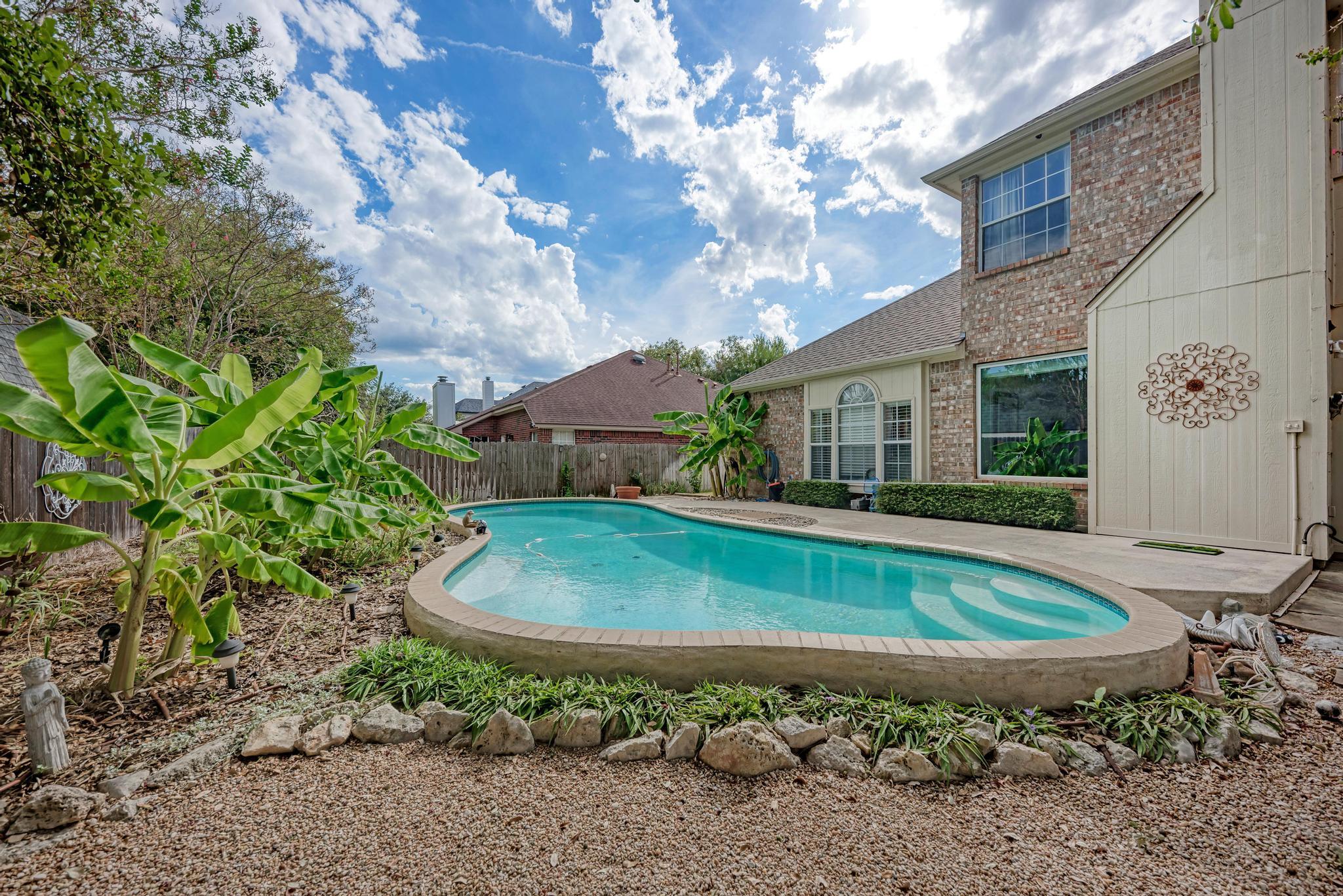 404 Cripple Creek Rd, Cedar Park, TX 78613