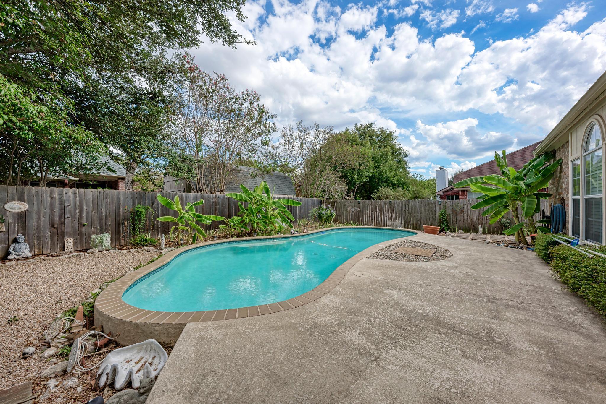 404 Cripple Creek Rd, Cedar Park, TX 78613