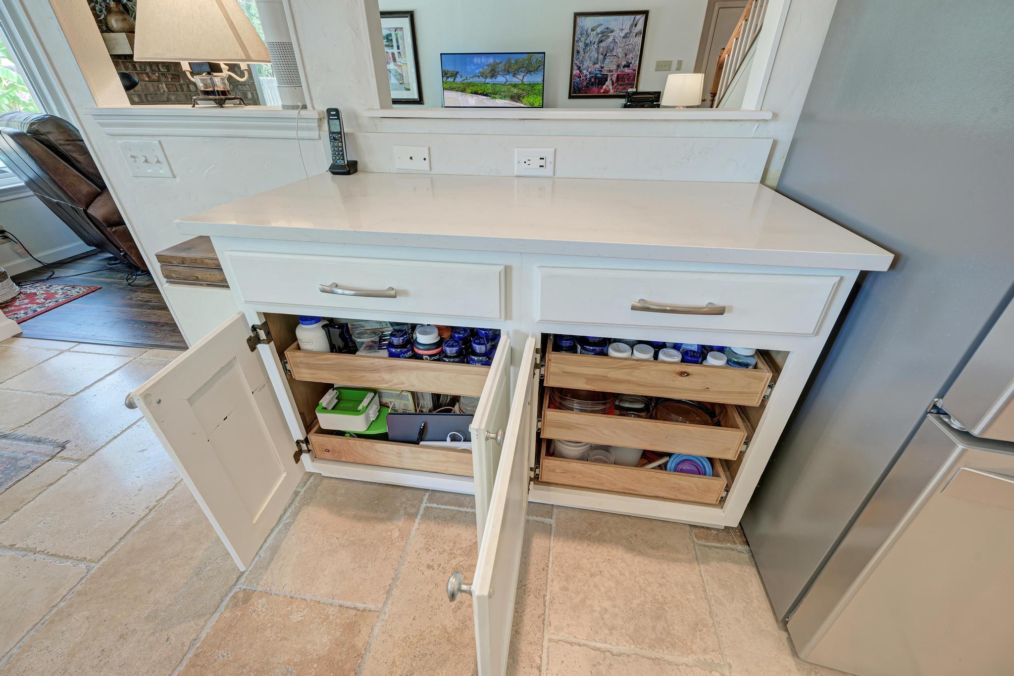 404 Cripple Creek Rd, Cedar Park, TX 78613