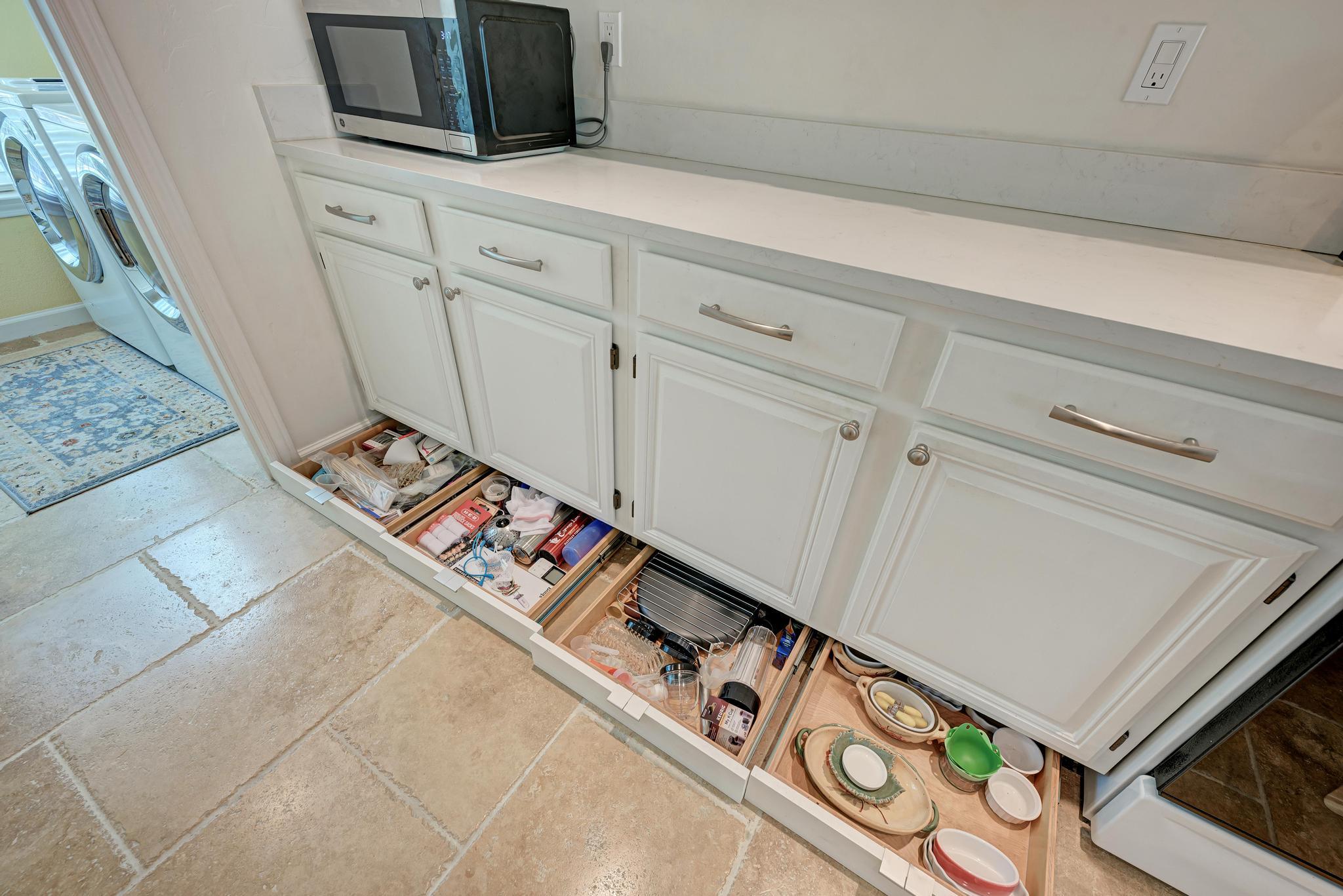 404 Cripple Creek Rd, Cedar Park, TX 78613