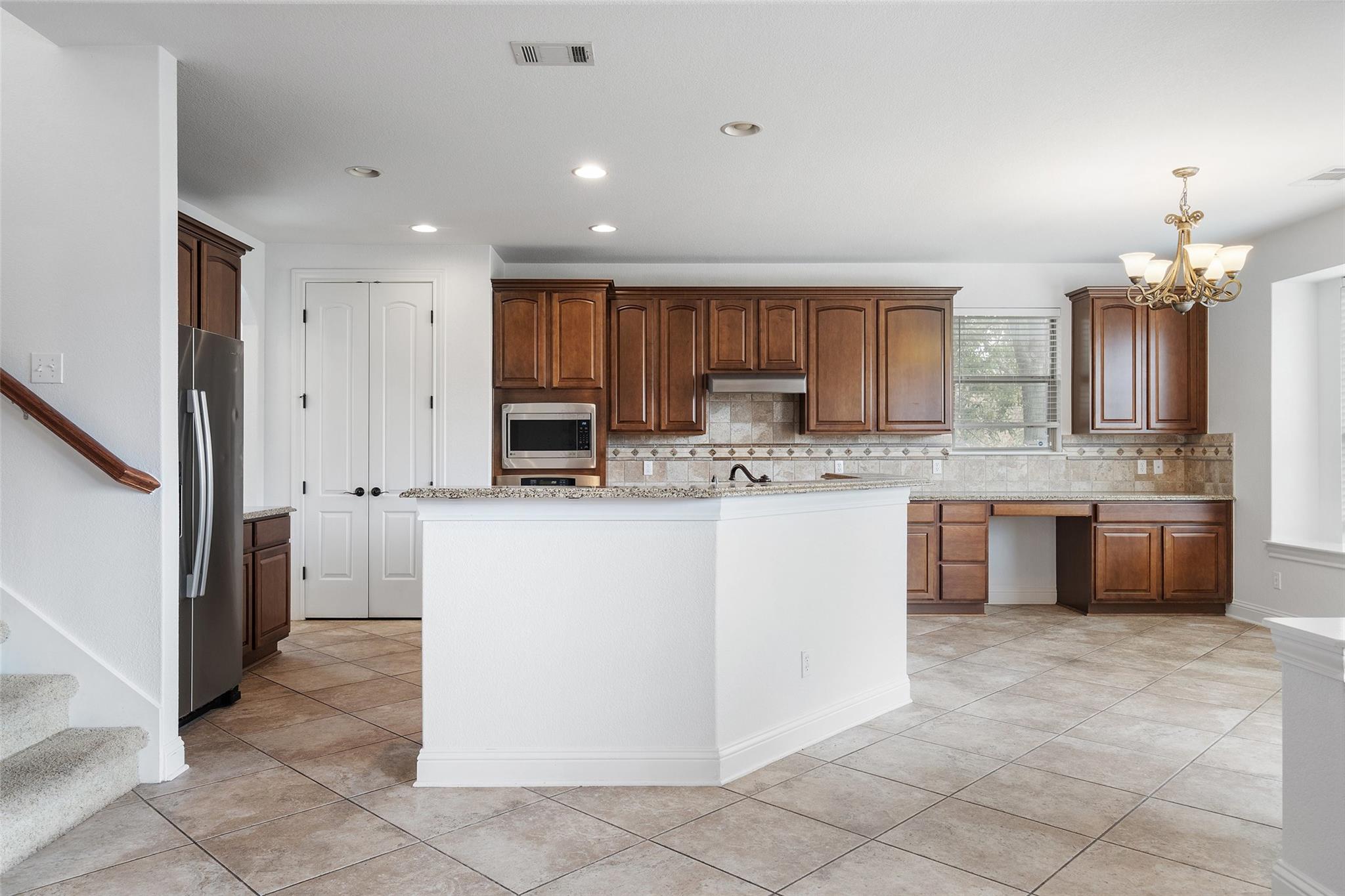 16113 Ozarks Path, Austin, TX 78738