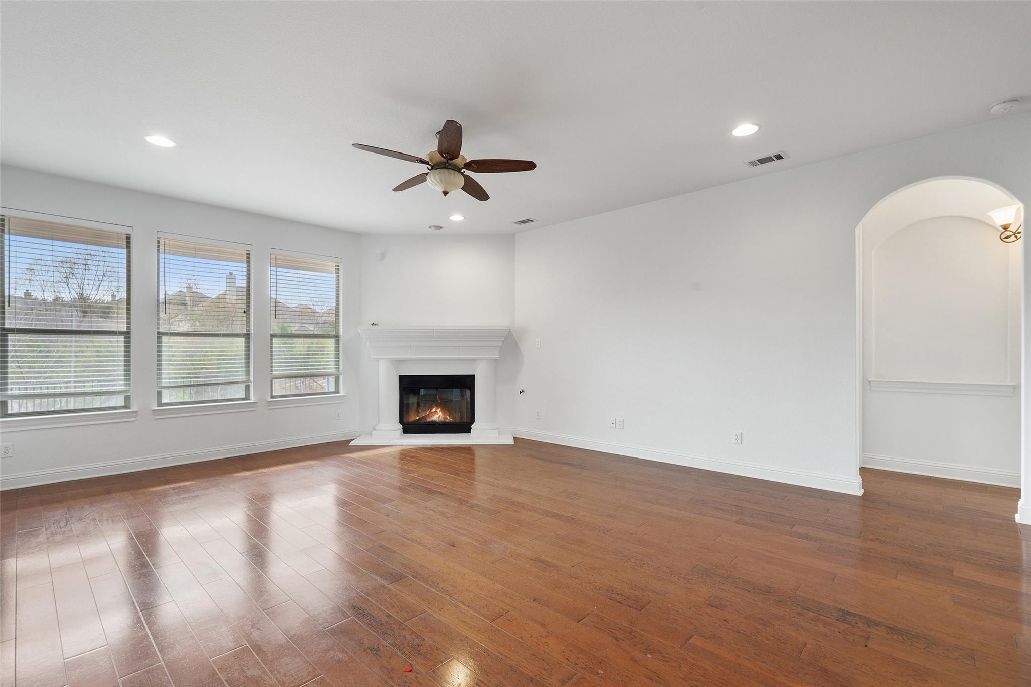 16113 Ozarks Path, Austin, TX 78738