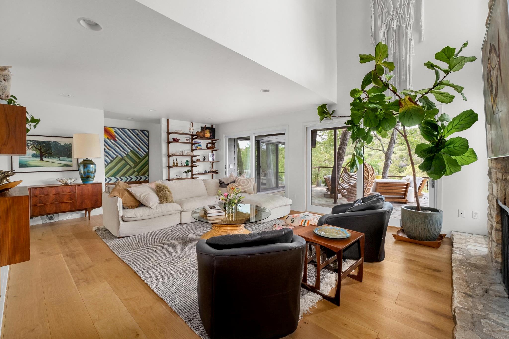 2721 Trail Of The Madrones, Austin, TX 78746