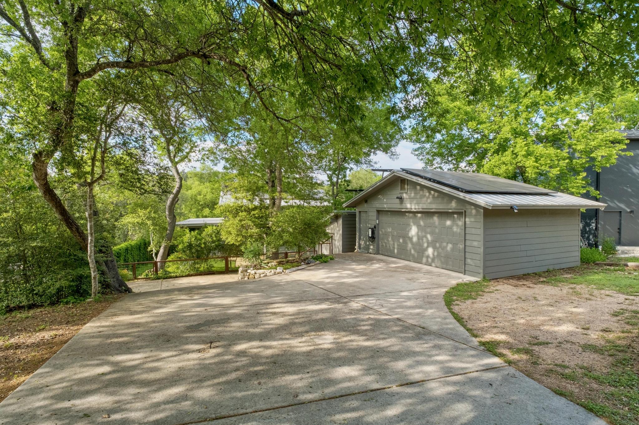 2721 Trail Of The Madrones, Austin, TX 78746