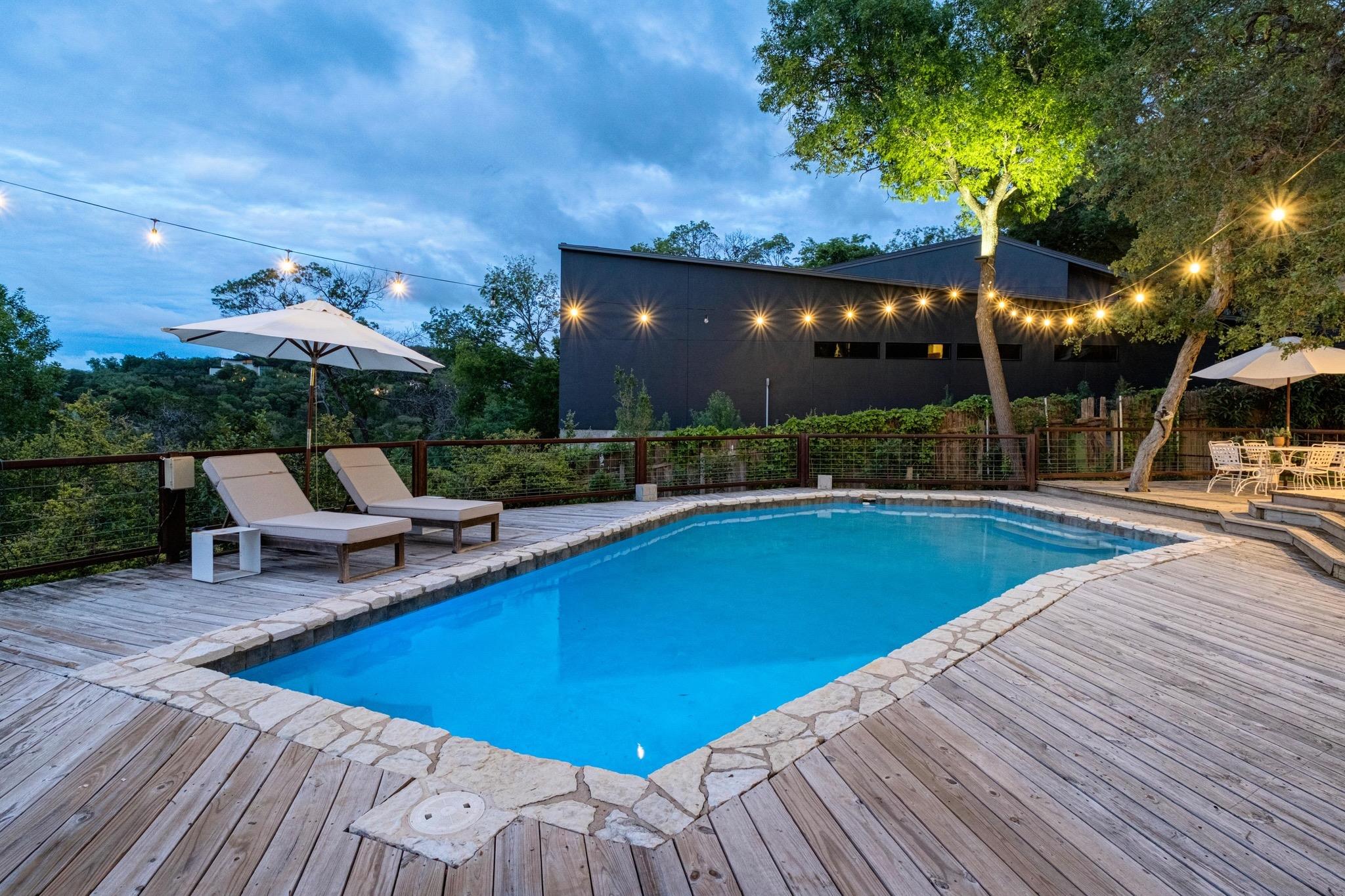 2721 Trail Of The Madrones, Austin, TX 78746