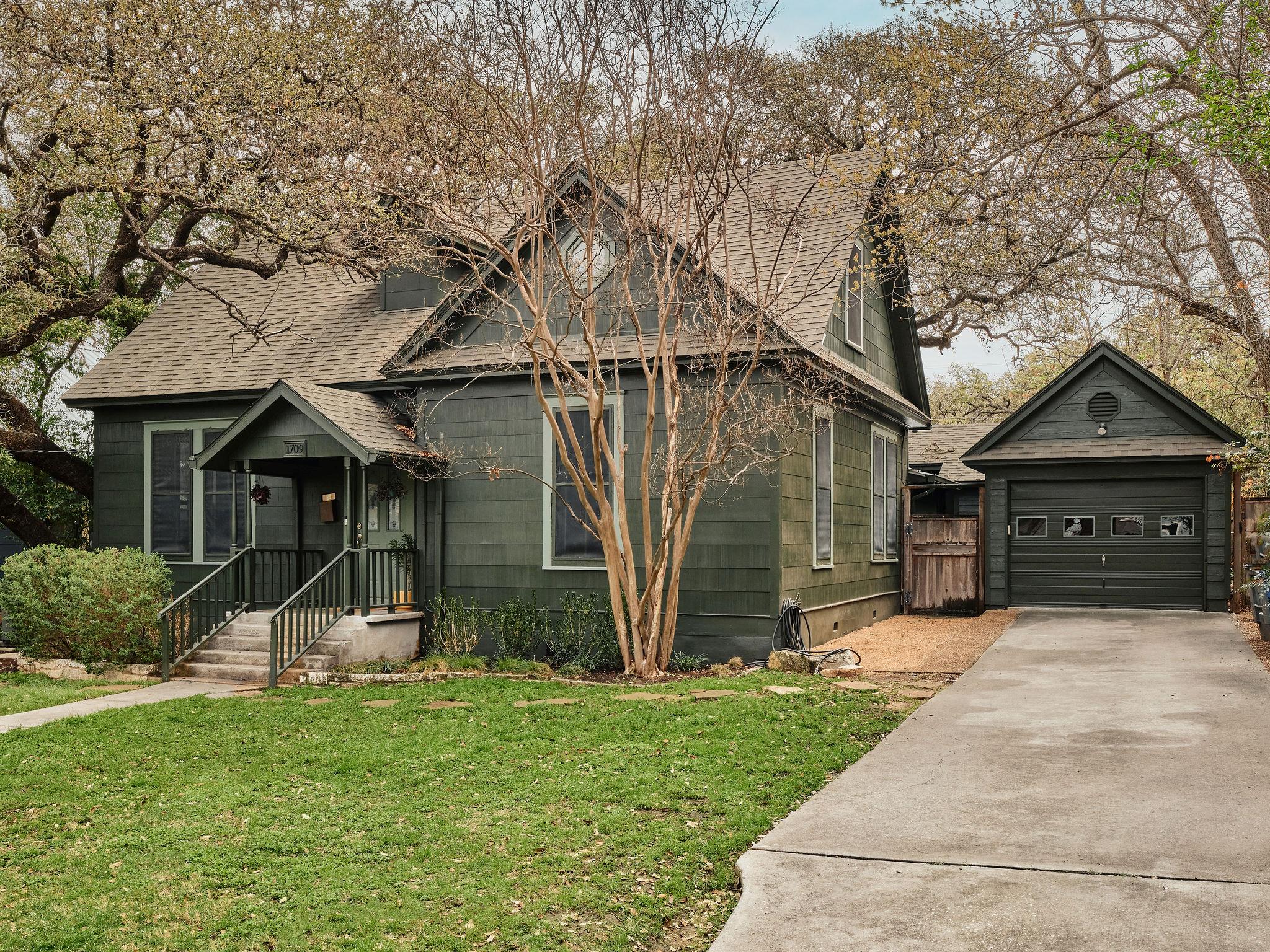 1709 Brackenridge St, Austin, TX 78704