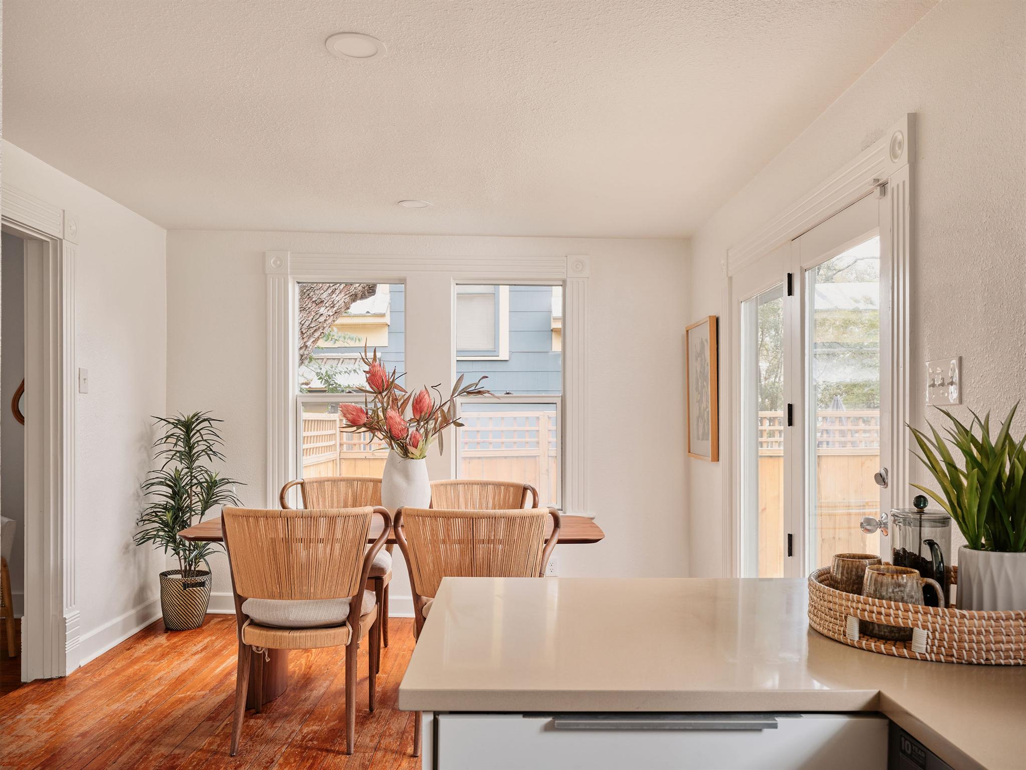 1709 Brackenridge St, Austin, TX 78704