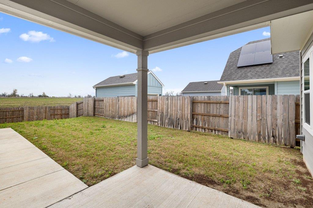 303 ELM BRANCH Trl, Taylor, TX 76574