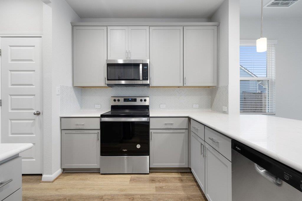 303 ELM BRANCH Trl, Taylor, TX 76574