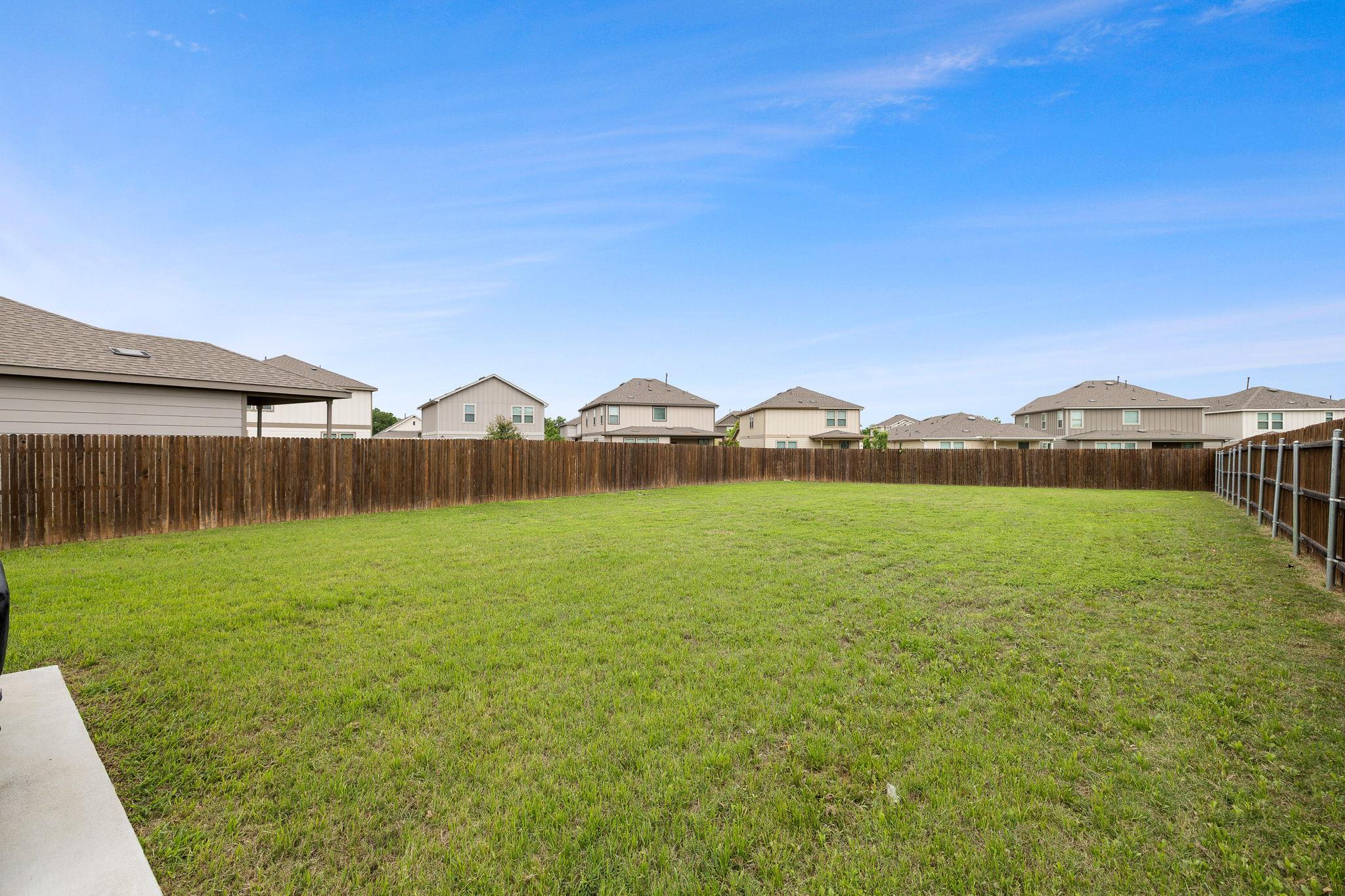212 Compania Dr, Liberty Hill, TX 78642