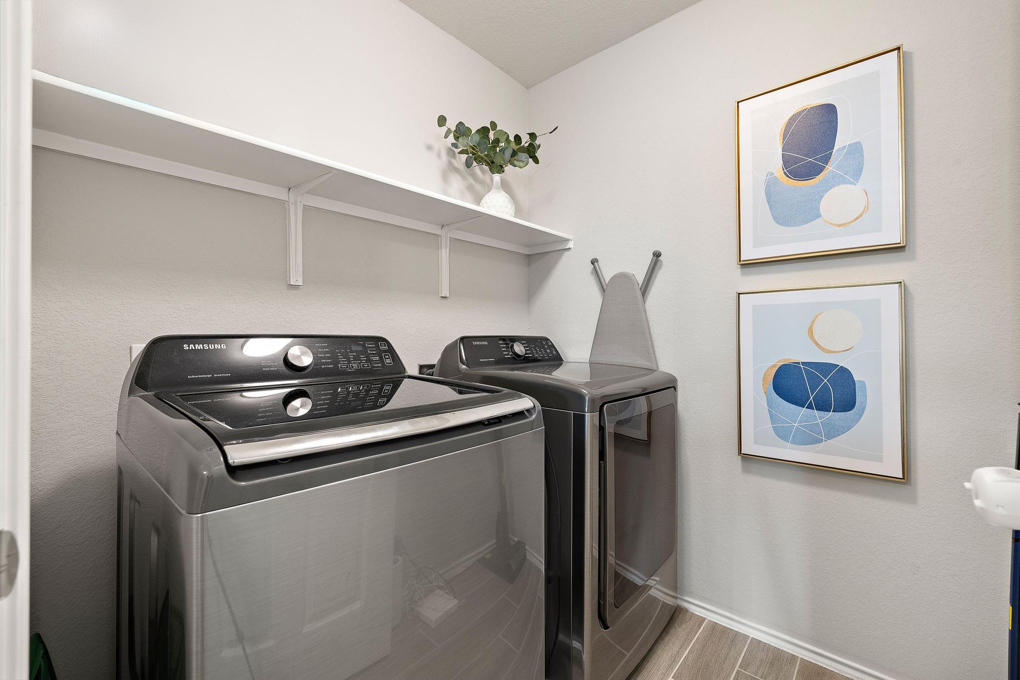 212 Compania Dr, Liberty Hill, TX 78642