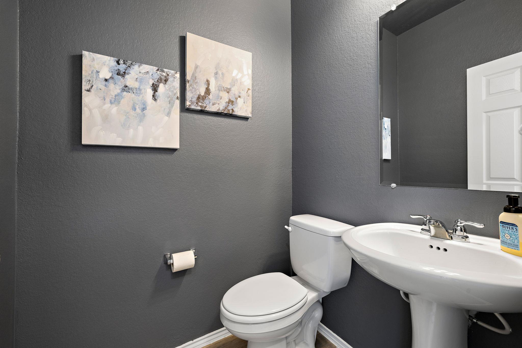 212 Compania Dr, Liberty Hill, TX 78642