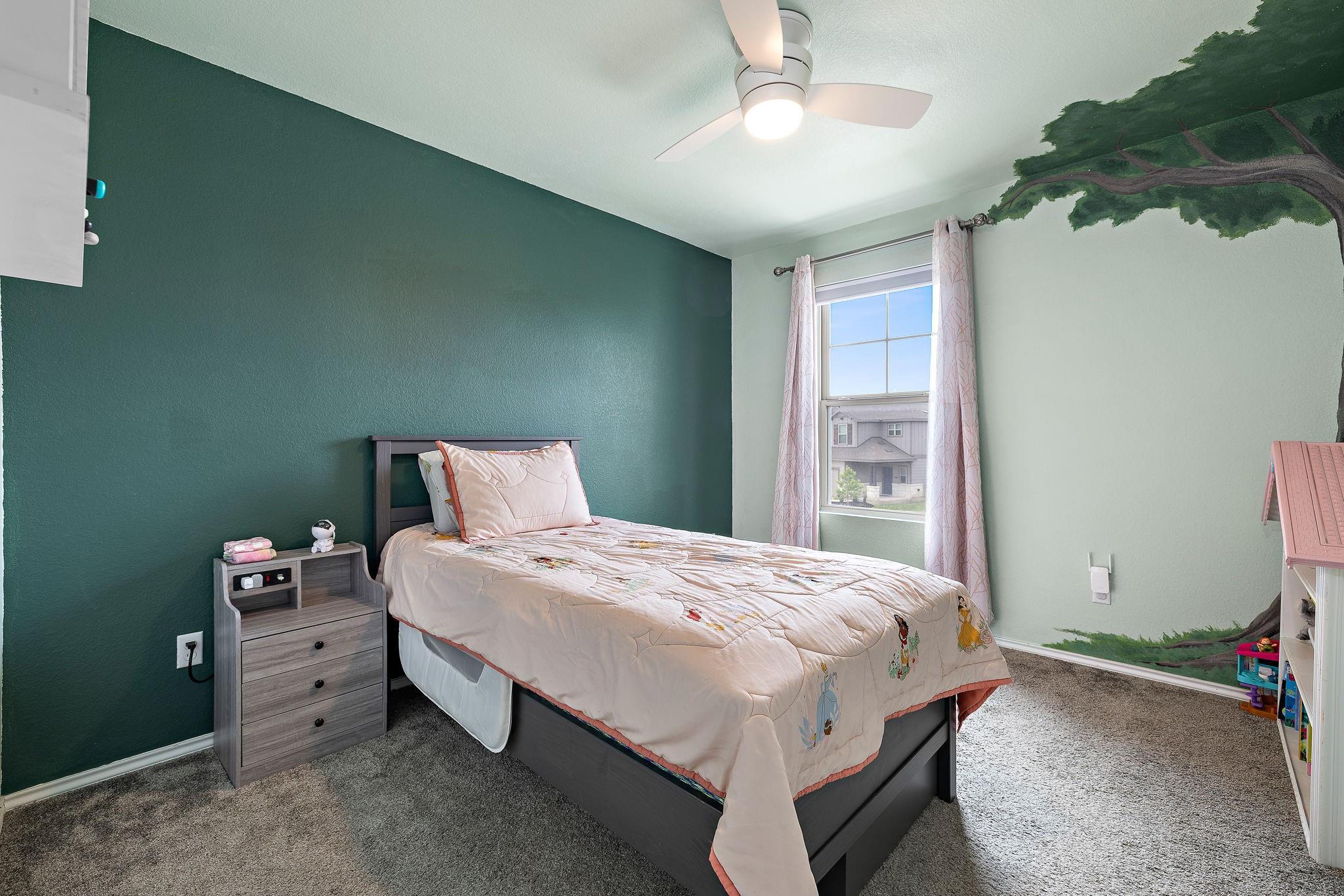 212 Compania Dr, Liberty Hill, TX 78642