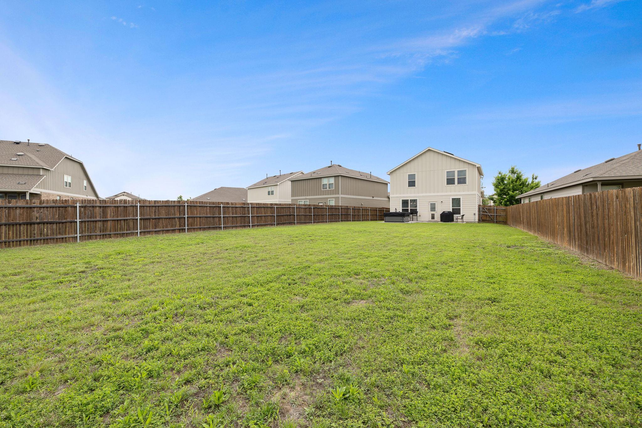 212 Compania Dr, Liberty Hill, TX 78642