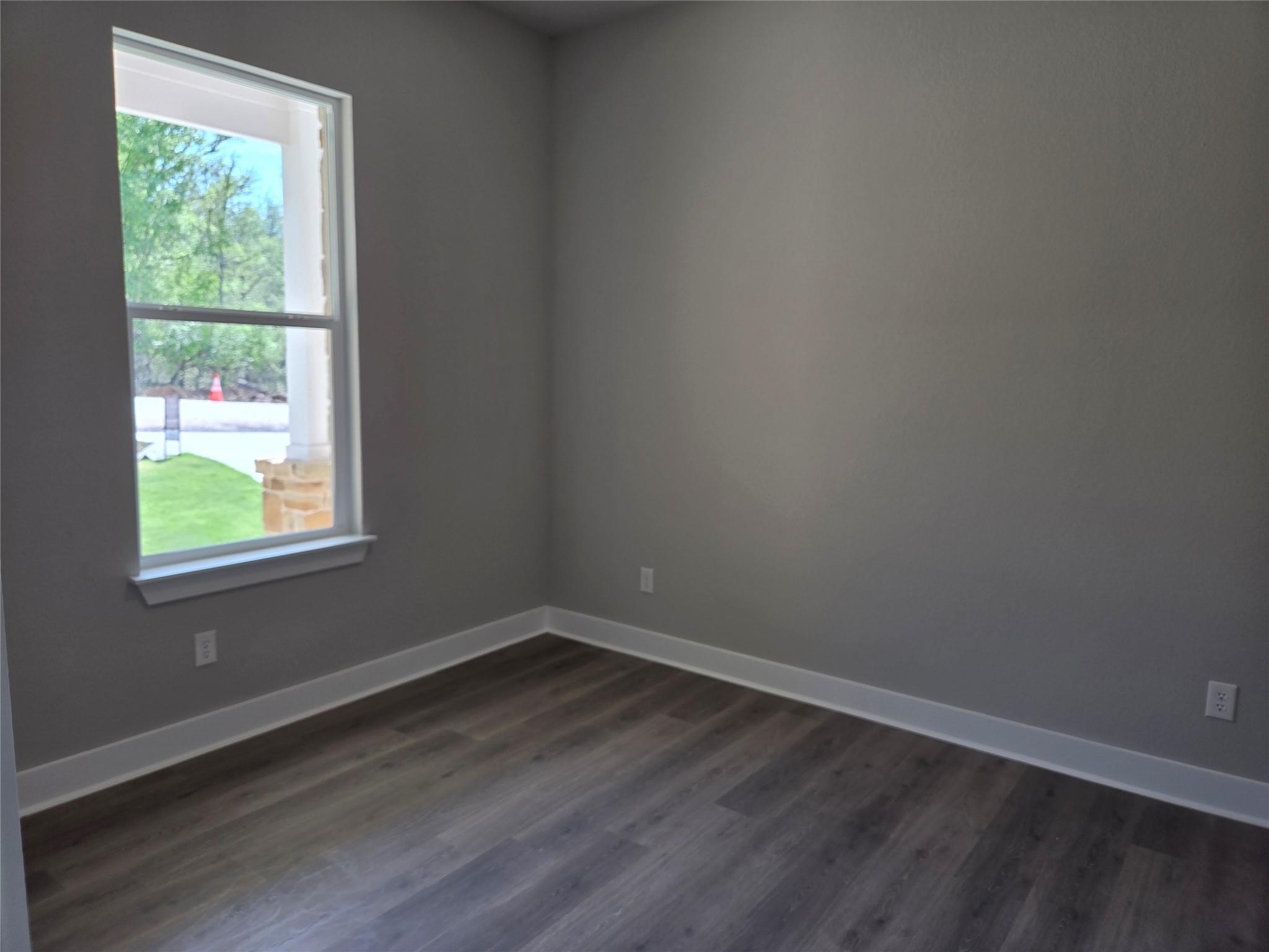 137 Waimanalo Ln, Bastrop, TX 78602