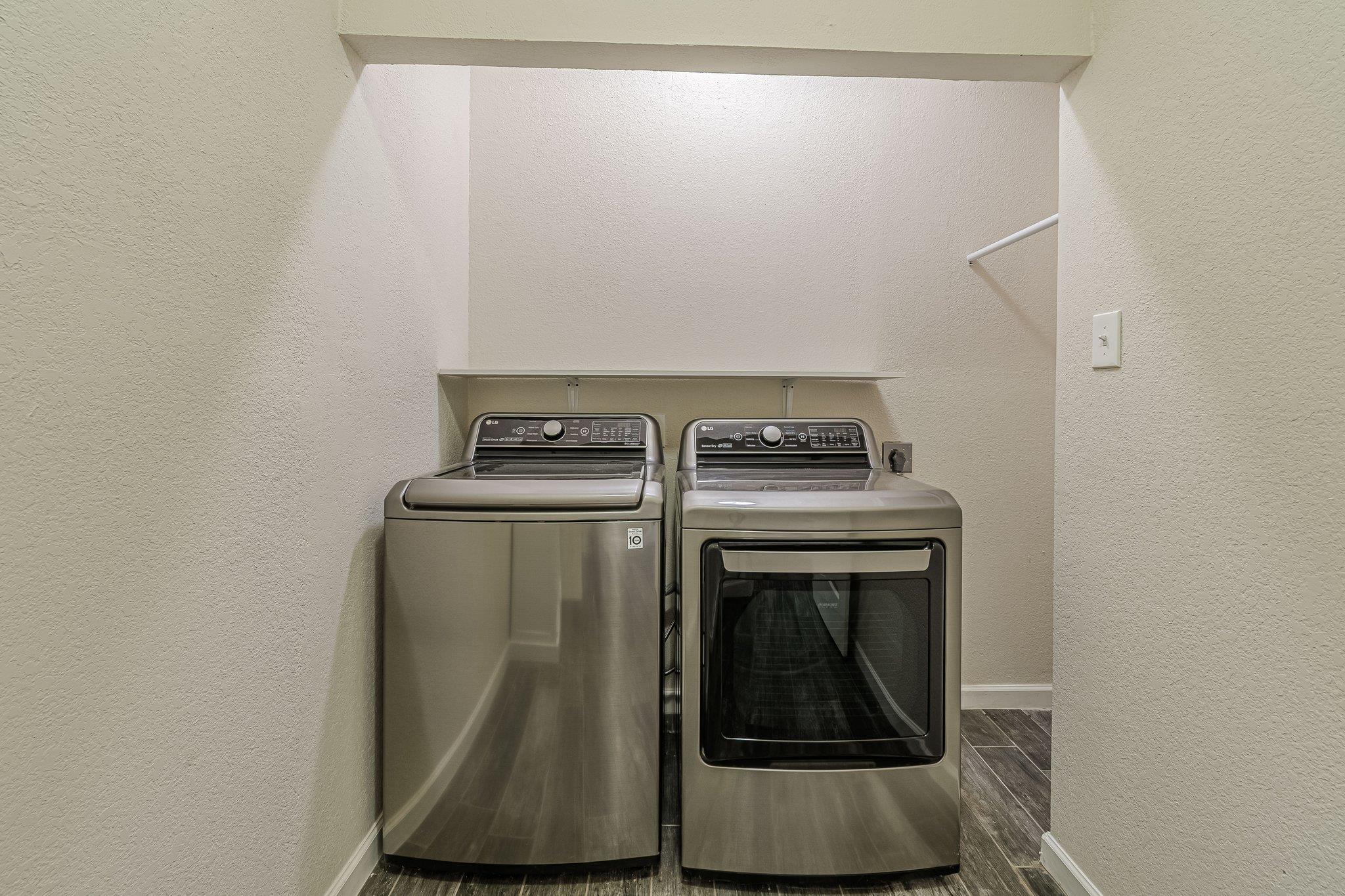 560 Persimmon Pass, Fischer, TX 78623