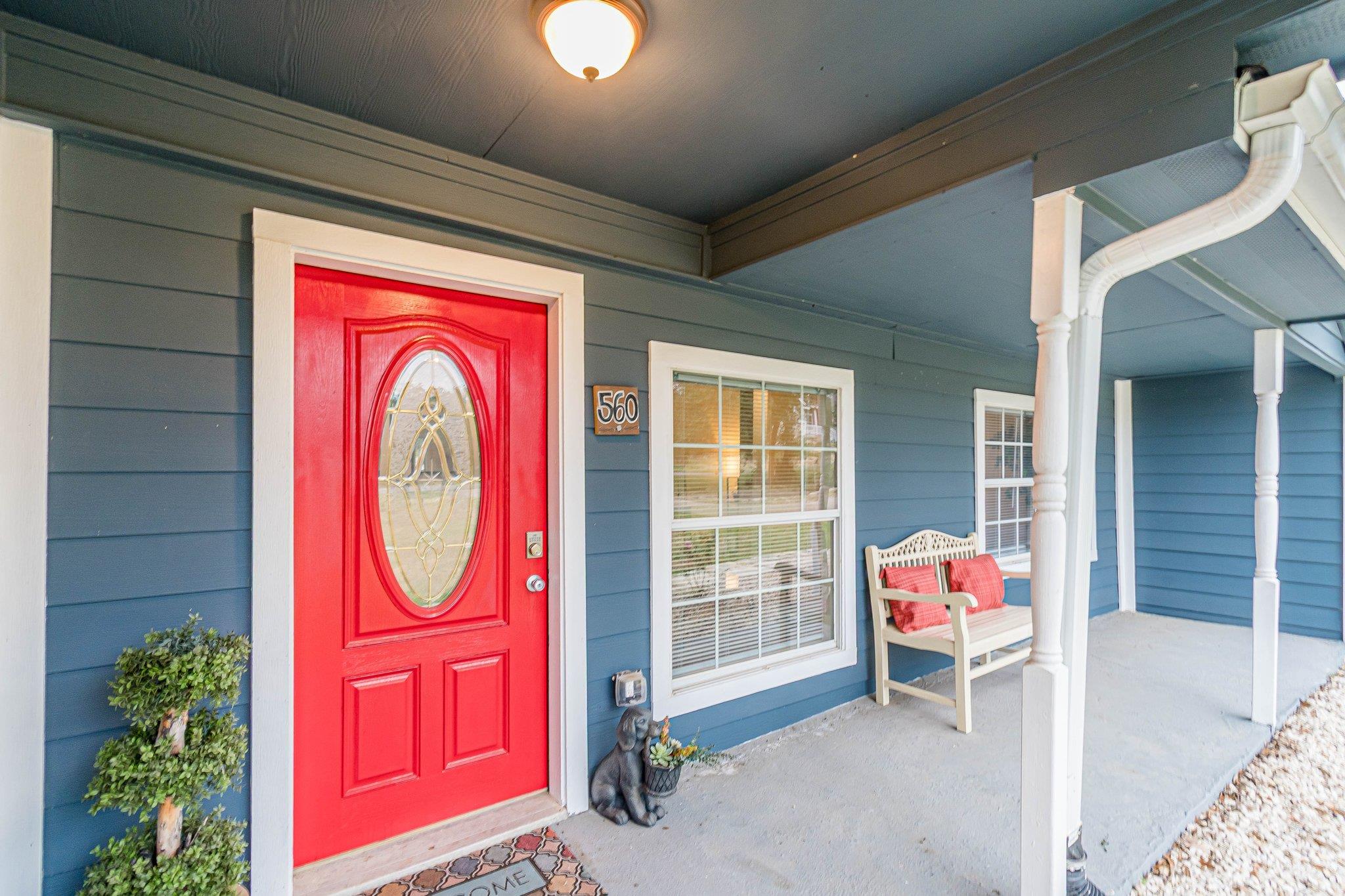 560 Persimmon Pass, Fischer, TX 78623