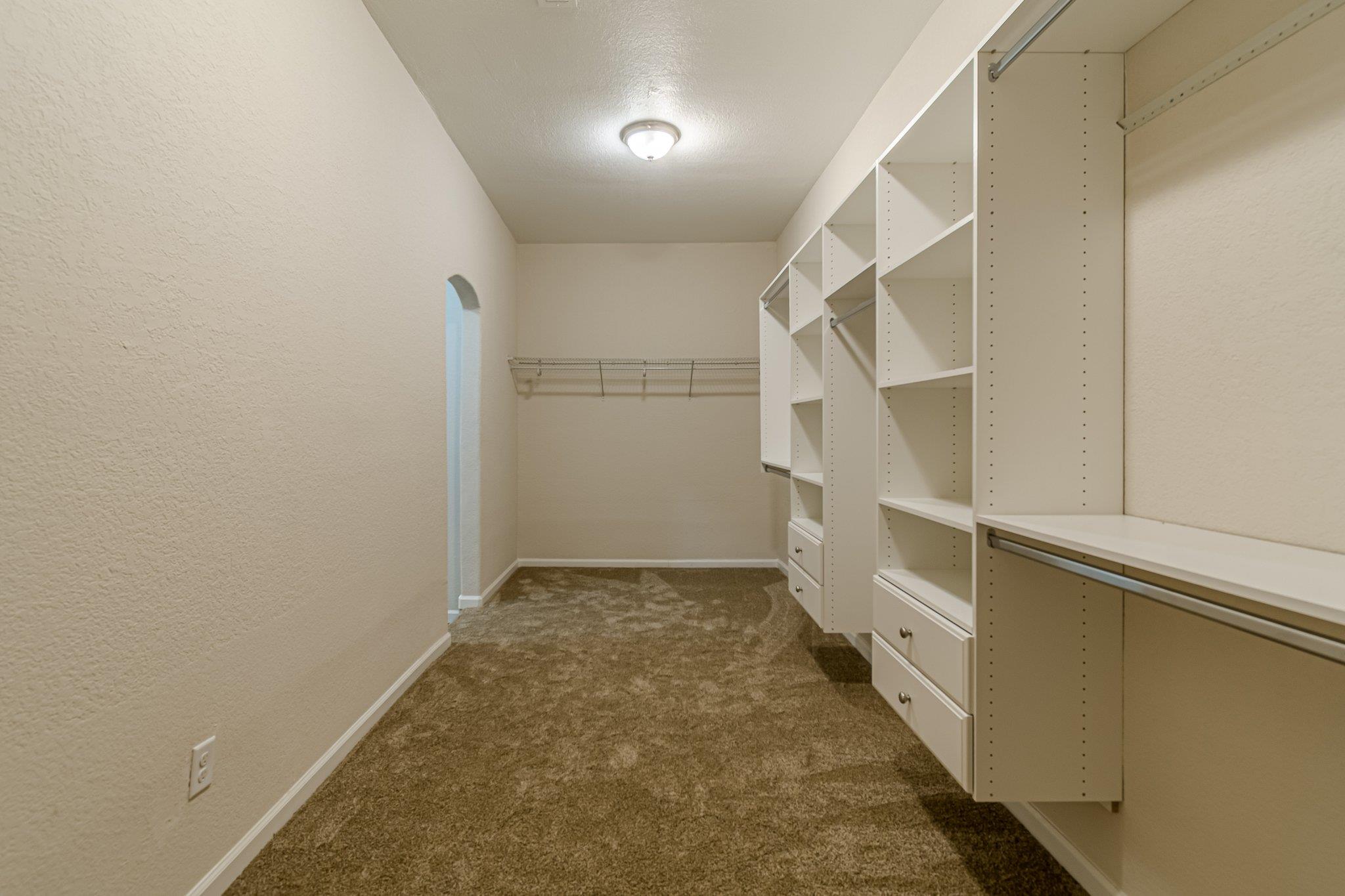 560 Persimmon Pass, Fischer, TX 78623