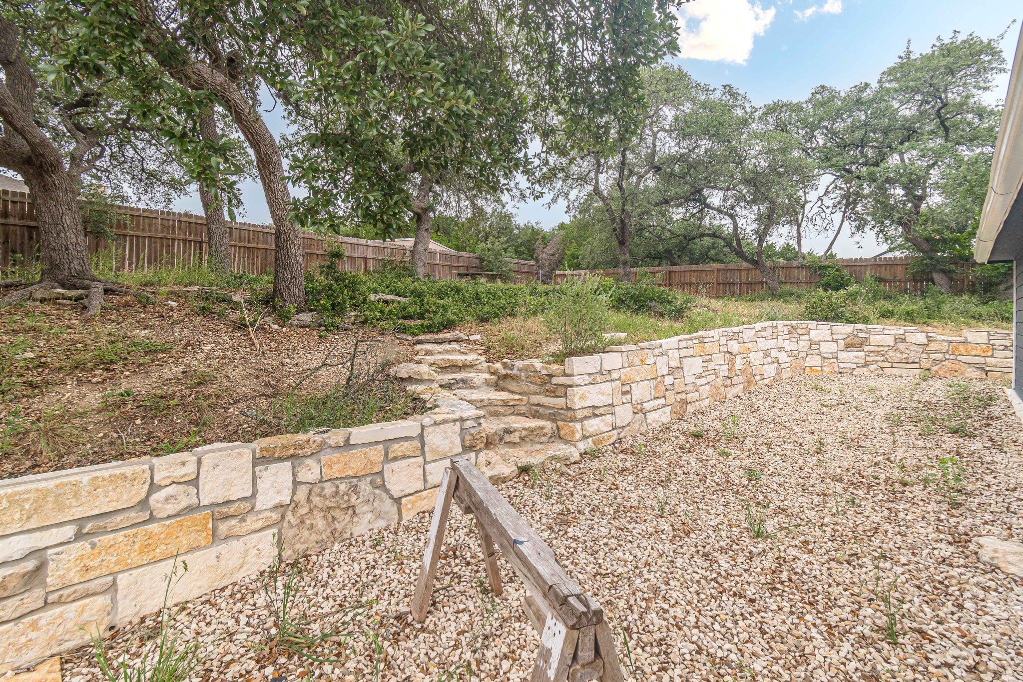 560 Persimmon Pass, Fischer, TX 78623