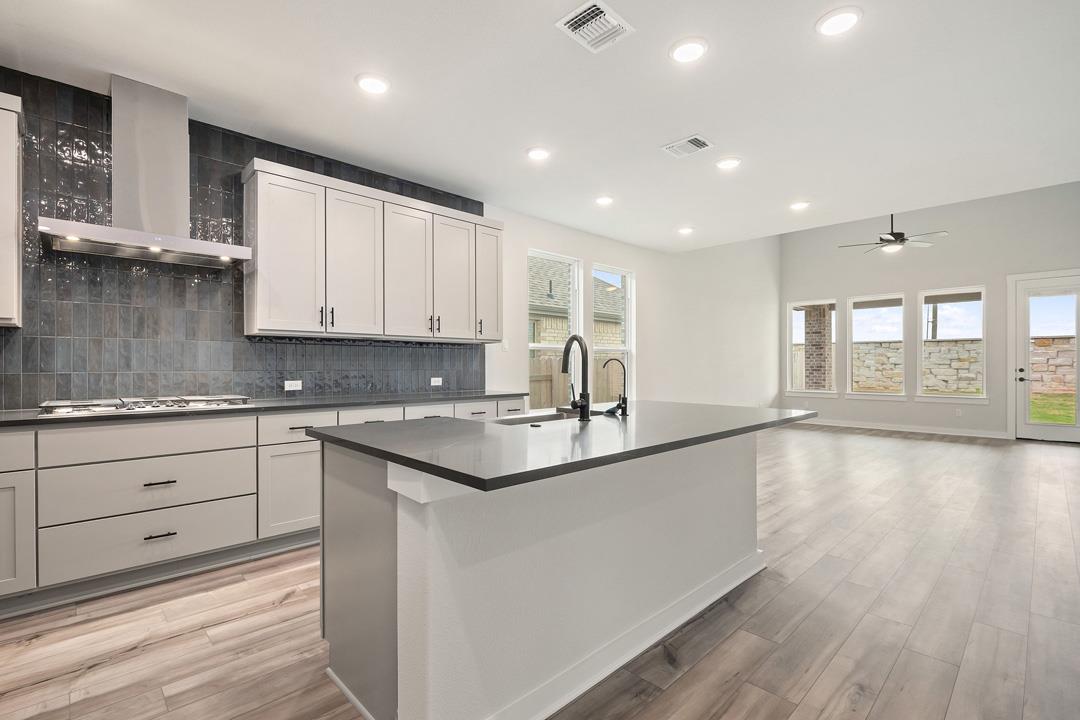 232 Brandywine Road, Hutto, TX 78634