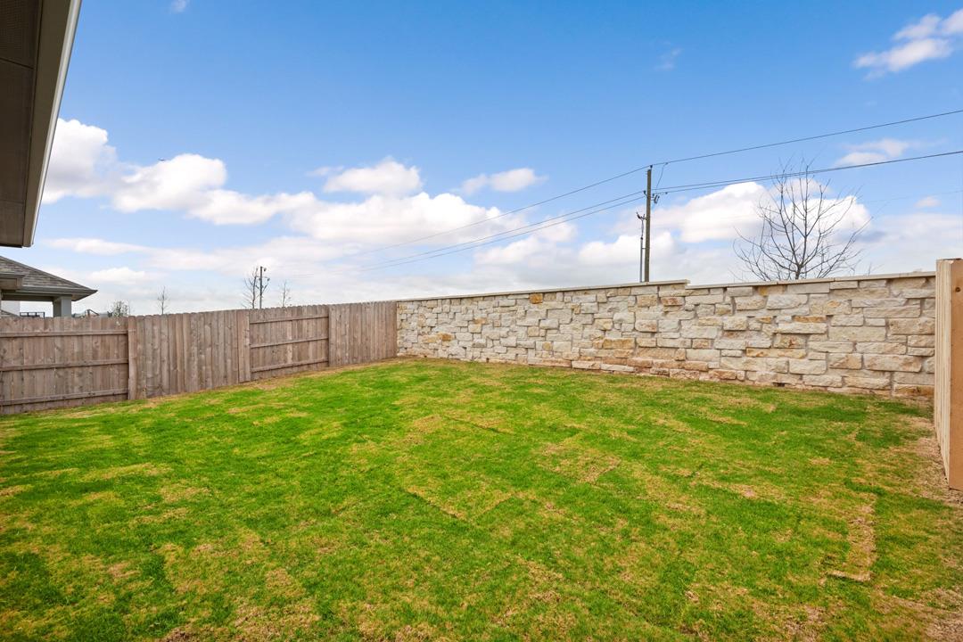 232 Brandywine Road, Hutto, TX 78634